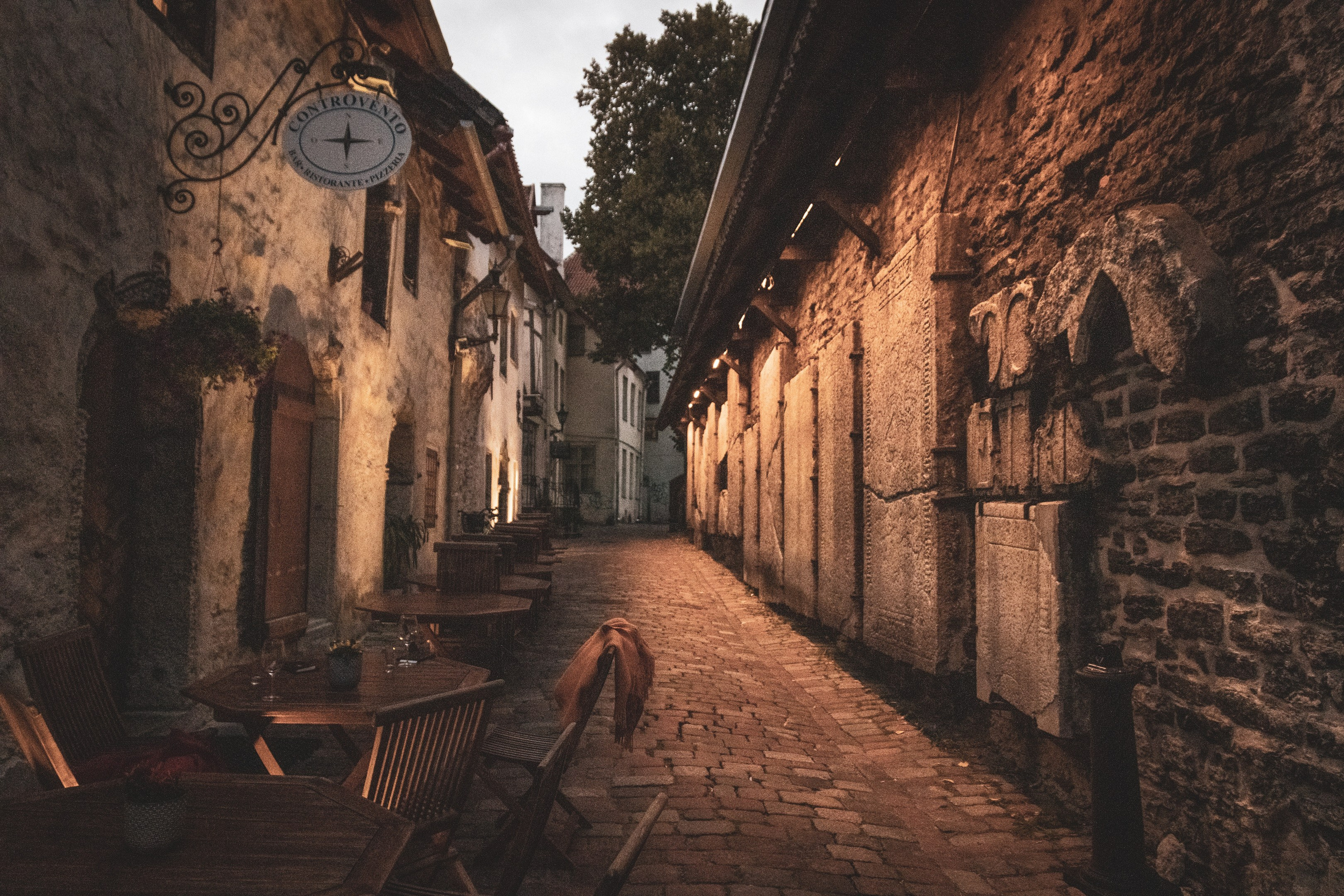 Nebula 25 — Fotod teie hingele