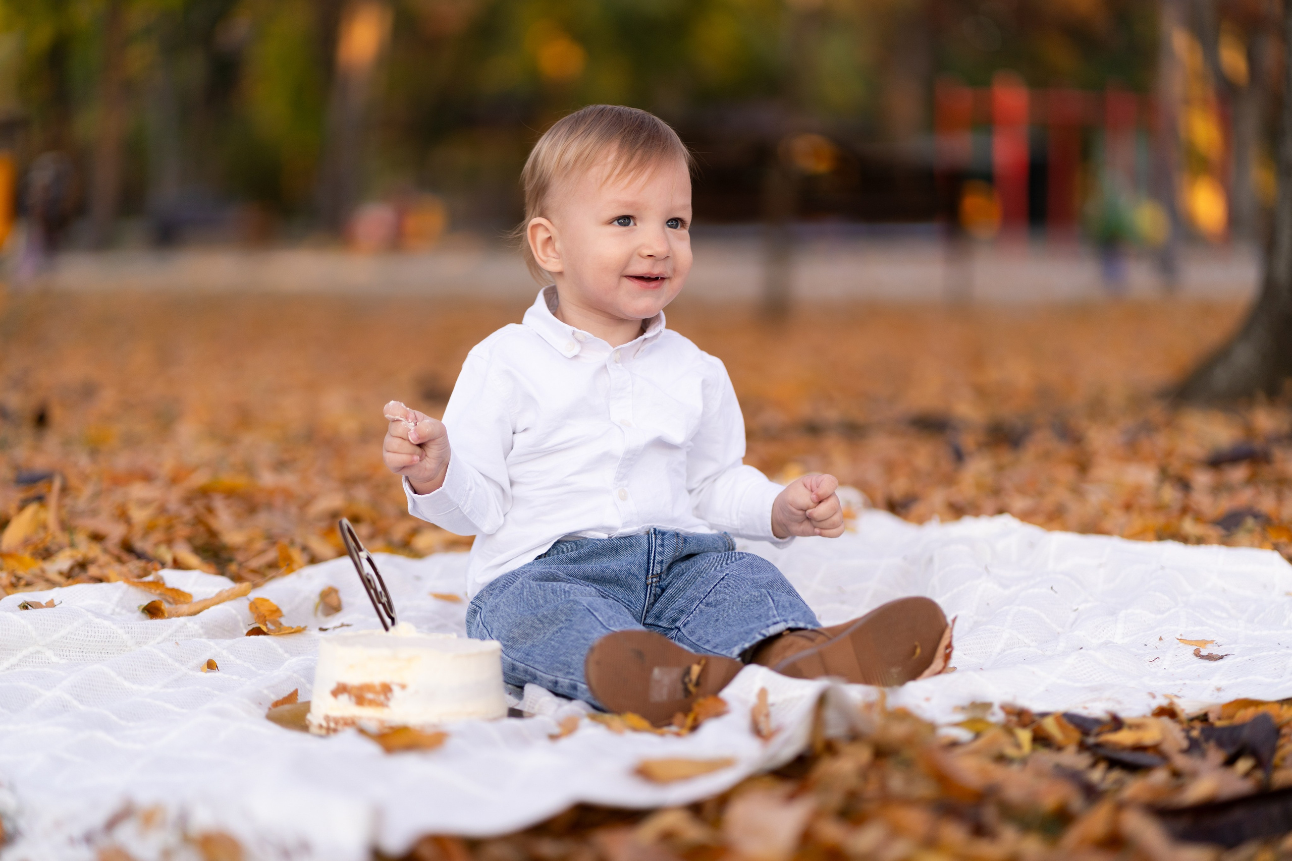 Smash the cake. Fotograf evenimente, fotograf nunta, fotograf botez