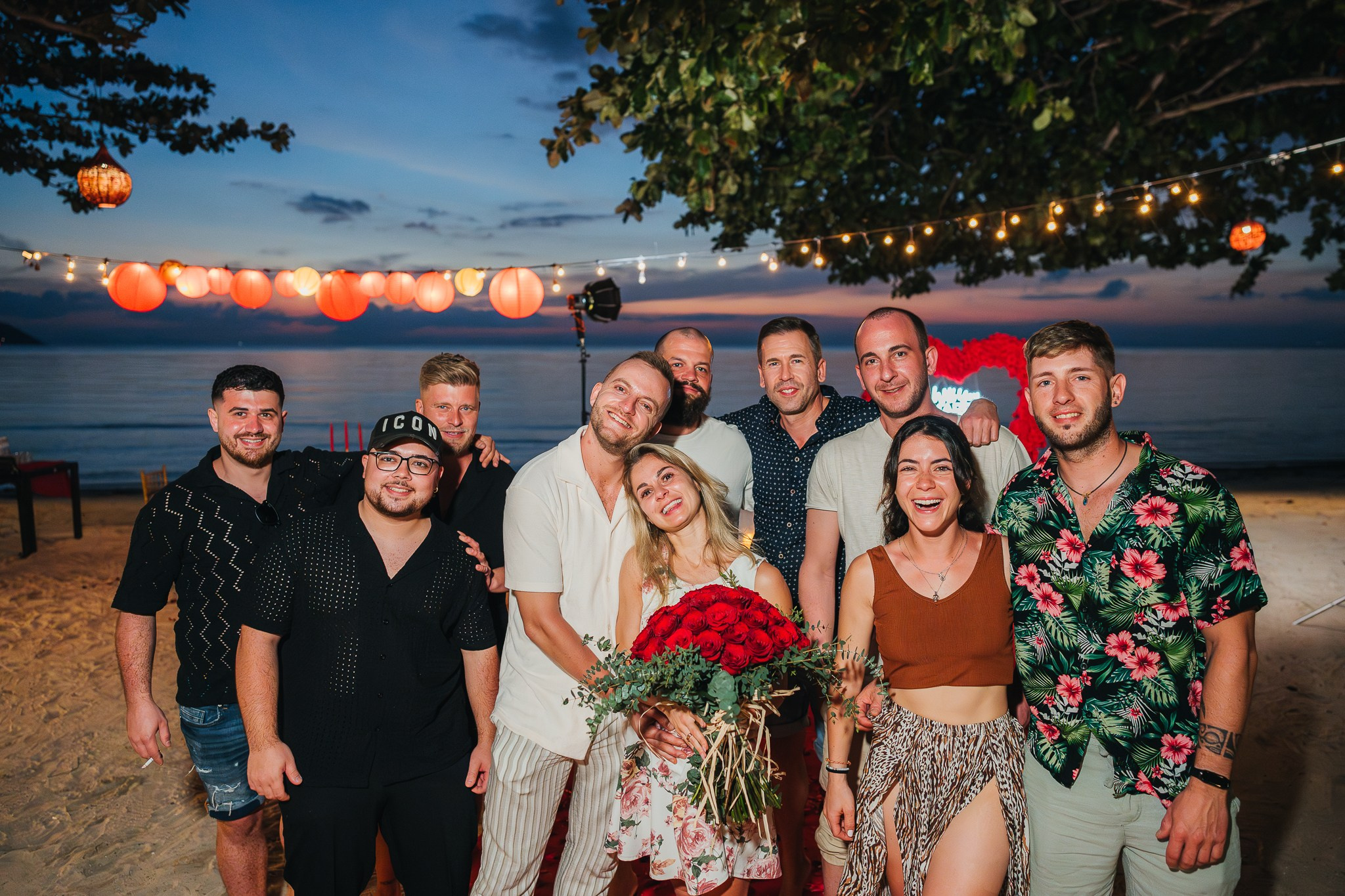 Invite friends. Romantic proposal on Koh Samui, Thailand