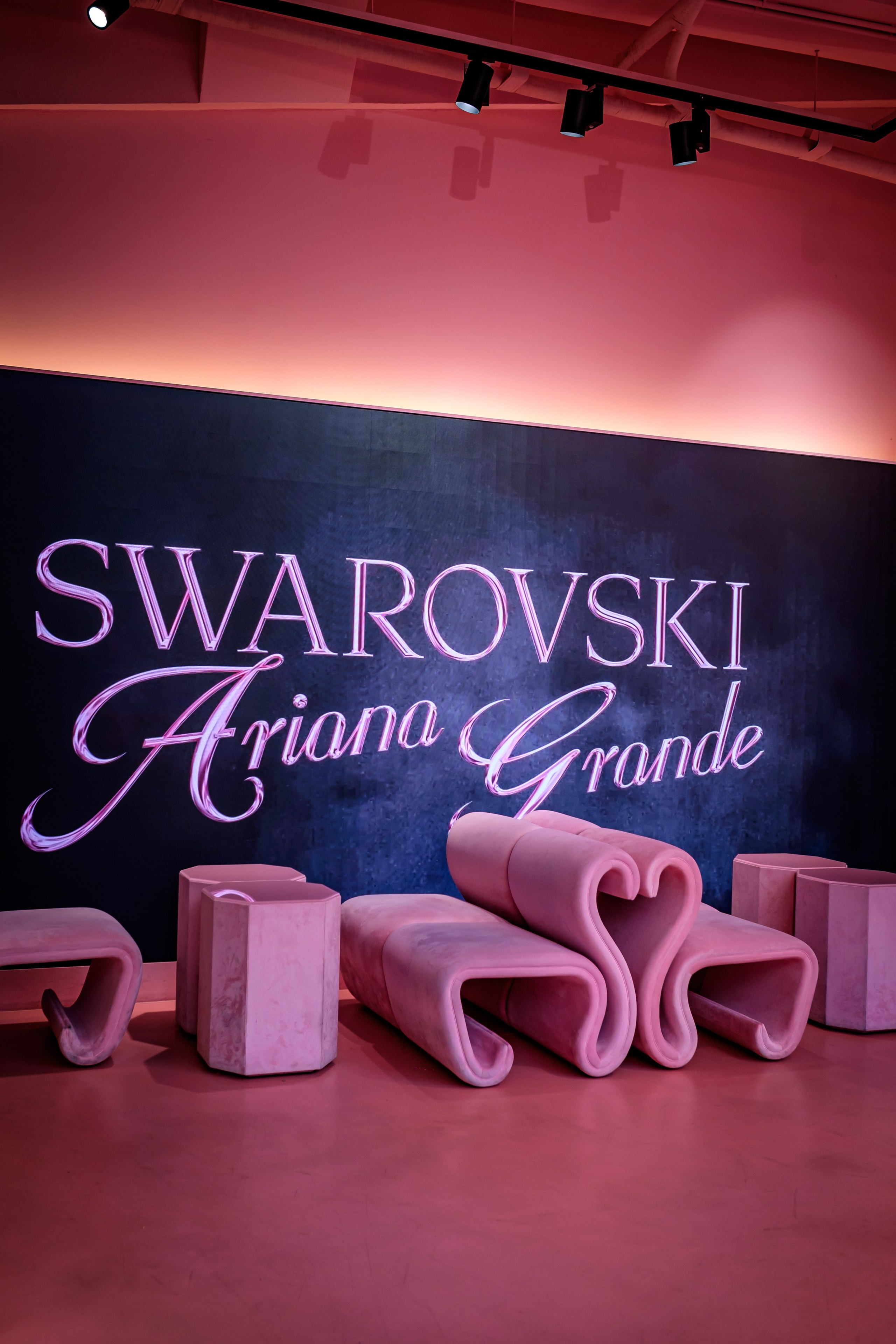 SWAROVSKI. Photographer in Seoul Dobrokvashina Natalya