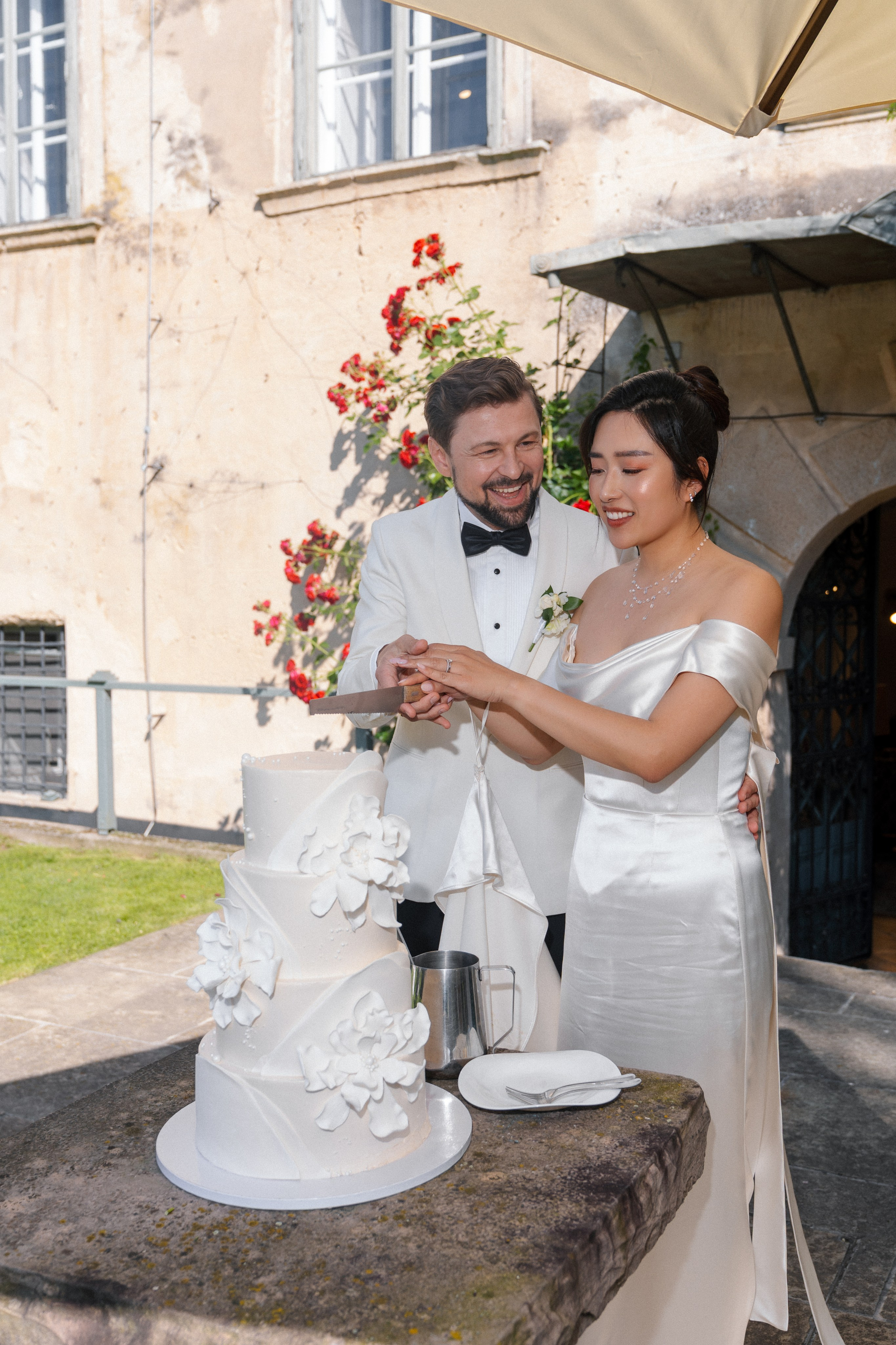 Susan & George · Wedding at Schloss Walpersdorf. Raw Studio: Capturing Elegant weddings accross Europe