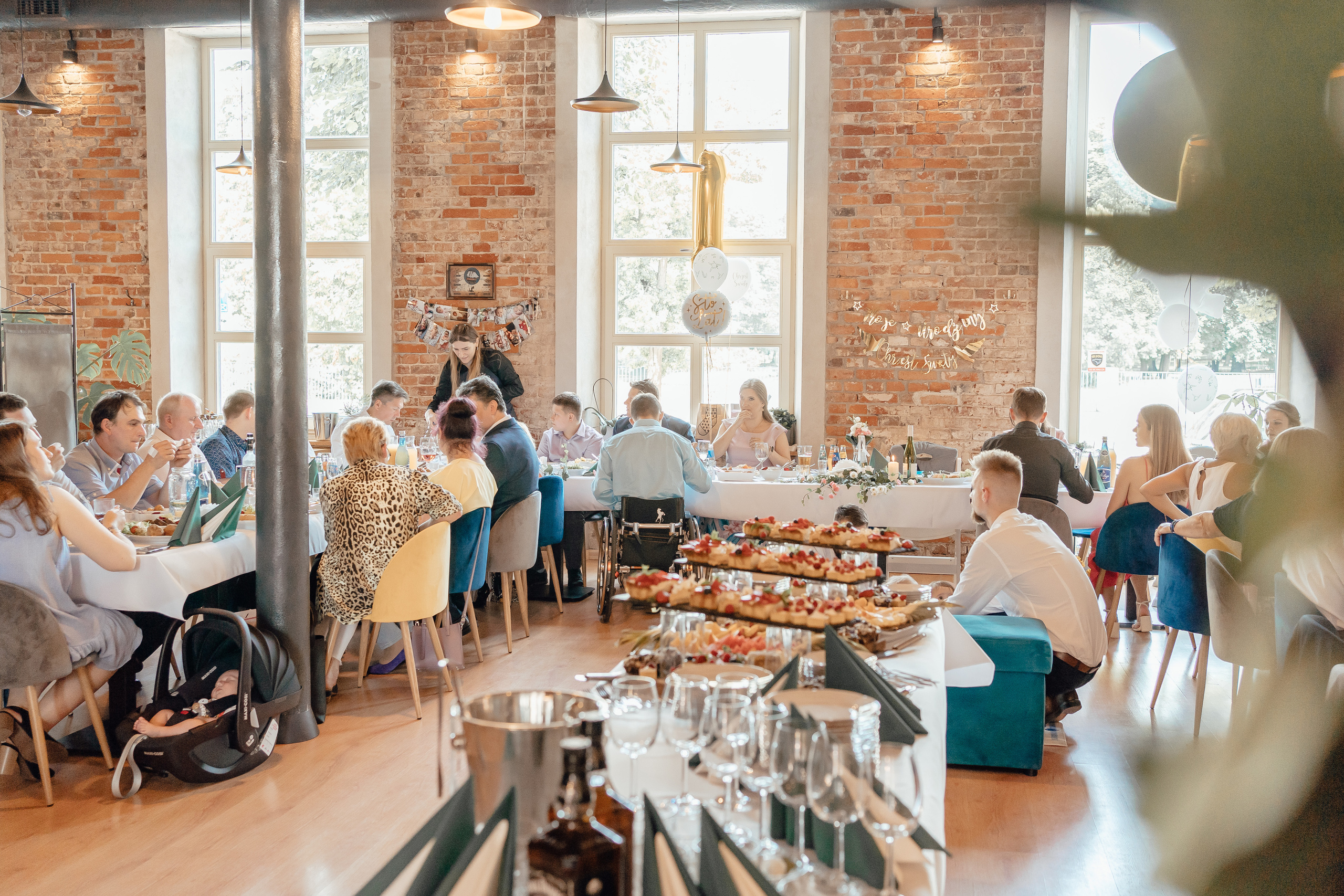 Reportaż z okazji chrztu świętego w Łodzi.