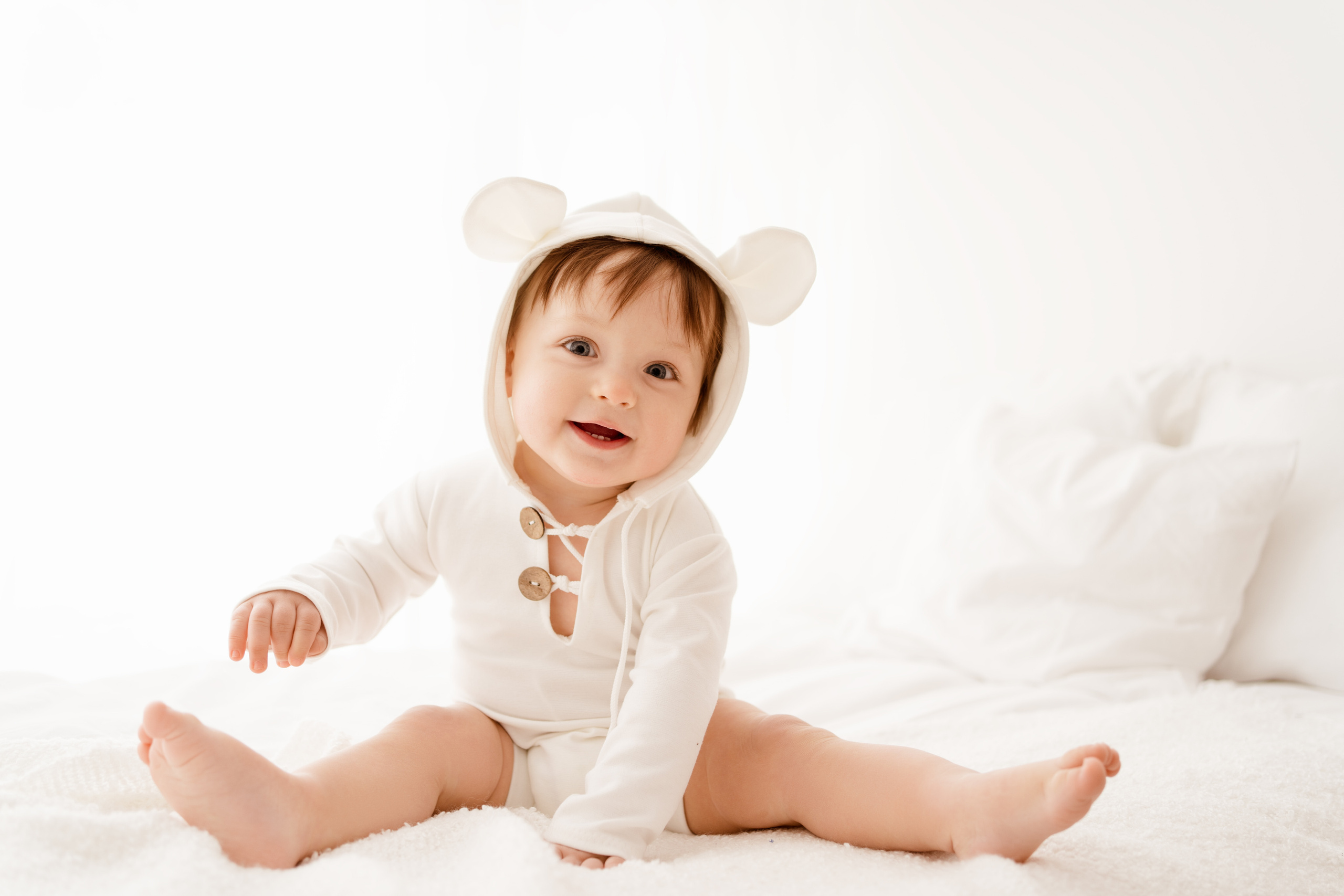 Zapraszam do zapoznania się z moimi cenami i ofertą na sesje fotografi. Fotograf Łódź - sesja ciążowa, noworodkowa, dziecięca. Studio w Łodzi