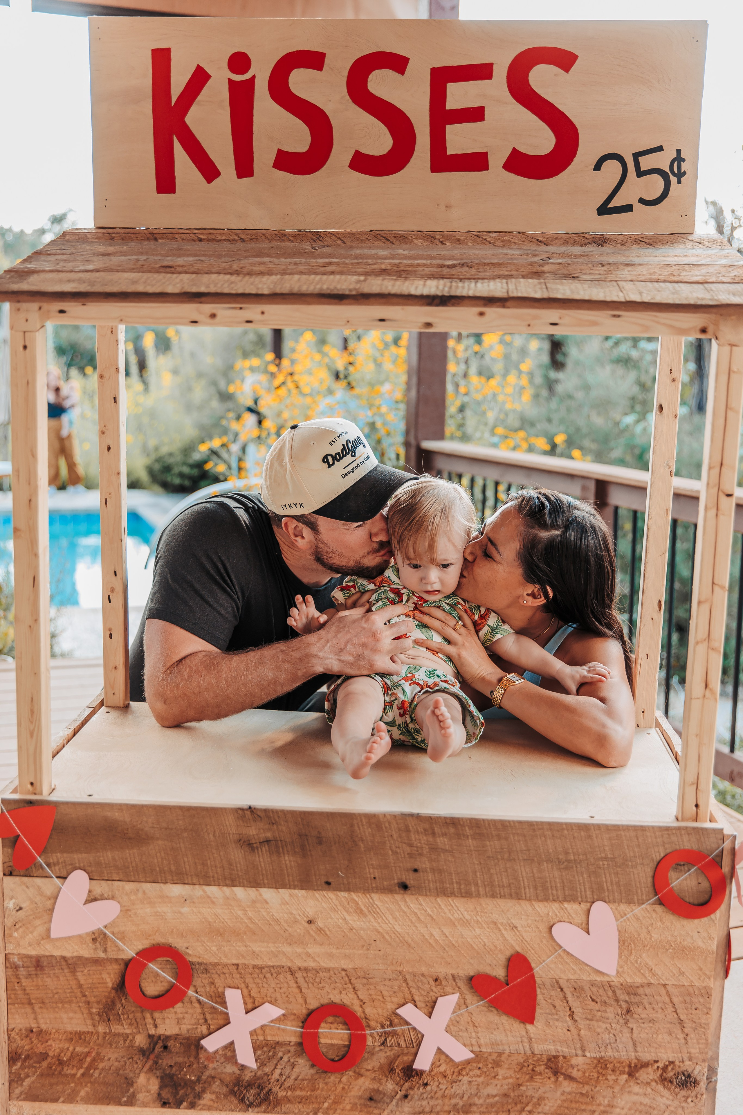 HAWK’S 1ST BIRTHDAY. AUSTIN, TEXAS. A FRIENDS AND FAMILY GATHERING. Professional Photography in Austin, TX — Family, Newborn, Maternity