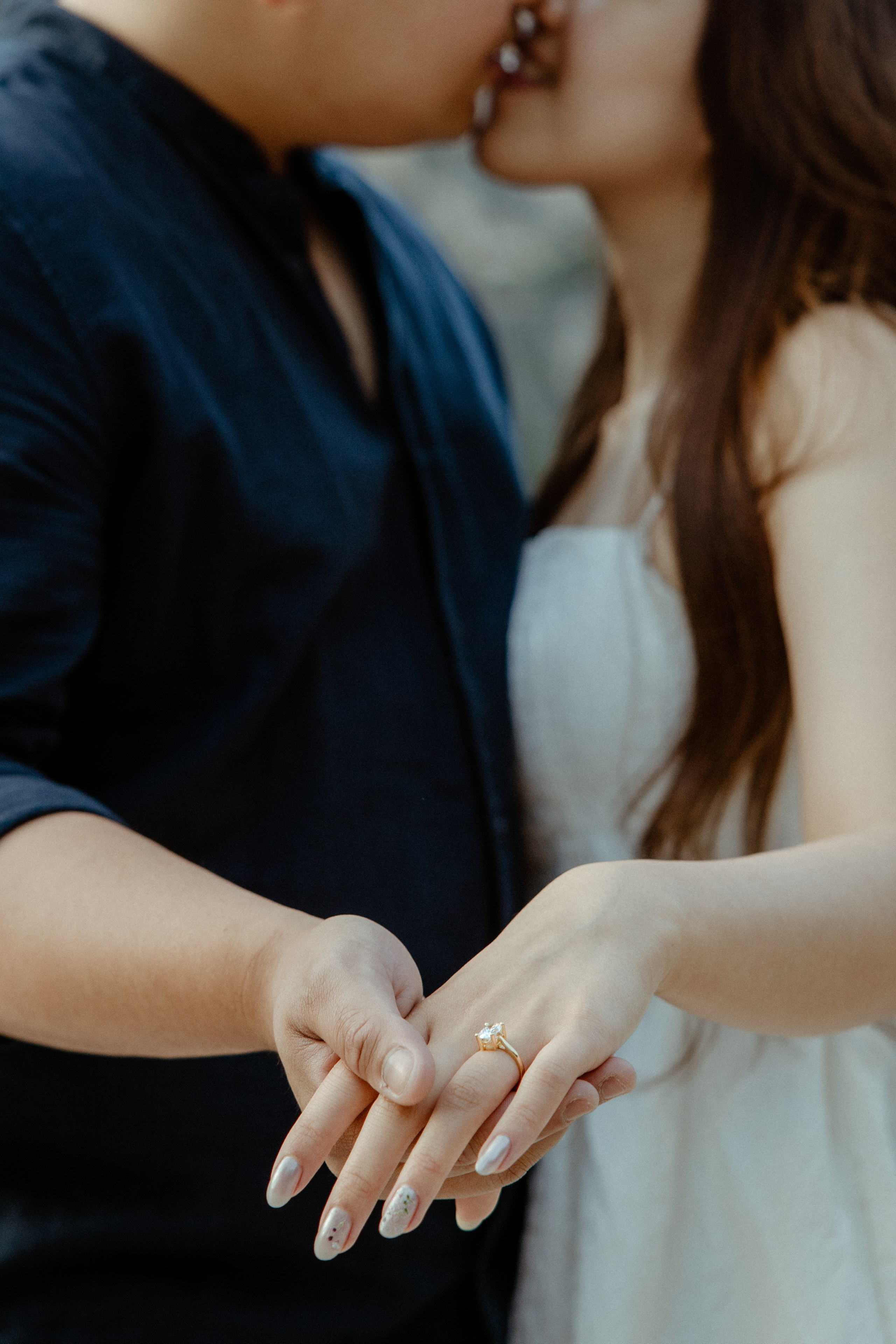 Sunrise proposal at Lago di Braies | Dreamy engagement in the Dolomites. Iceland elopement photographer & videographer