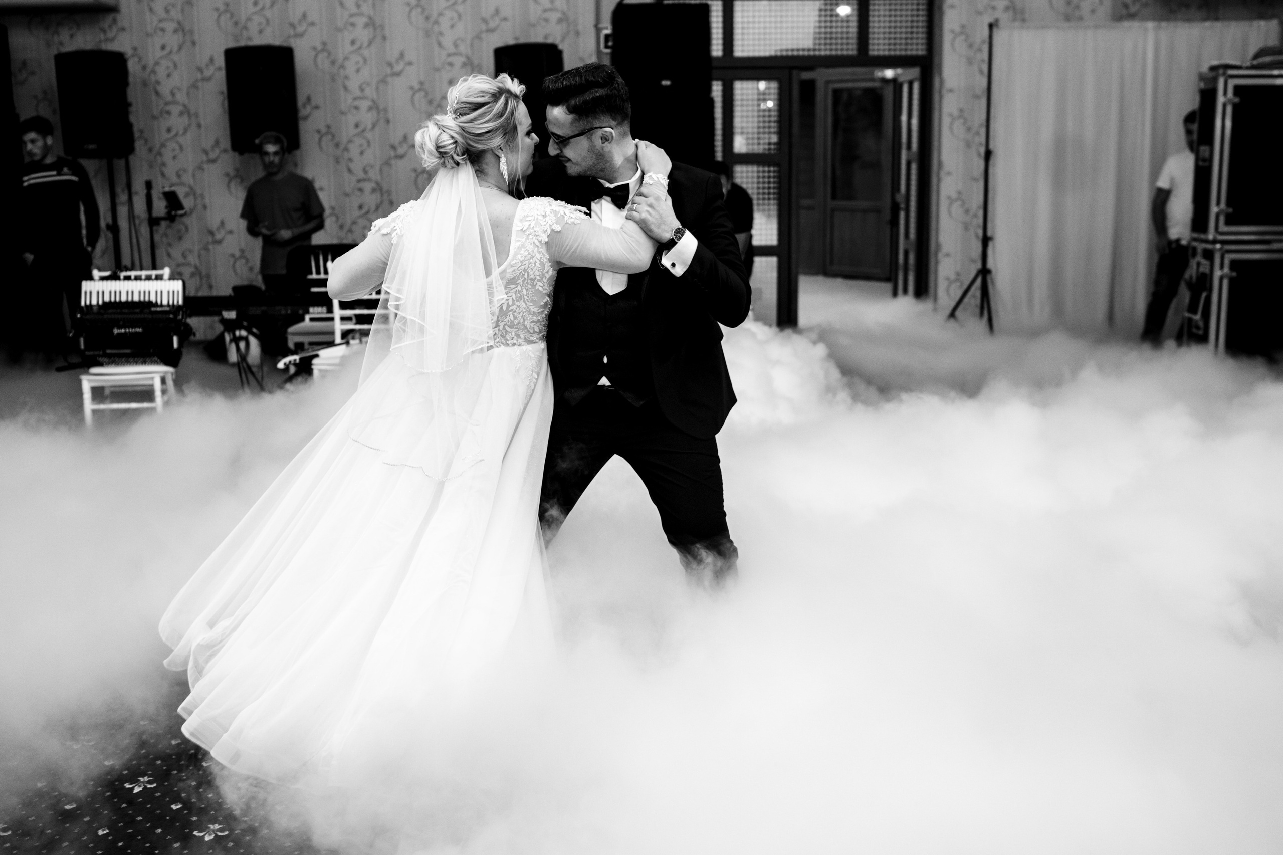 Laura & Bogdan. Acasă