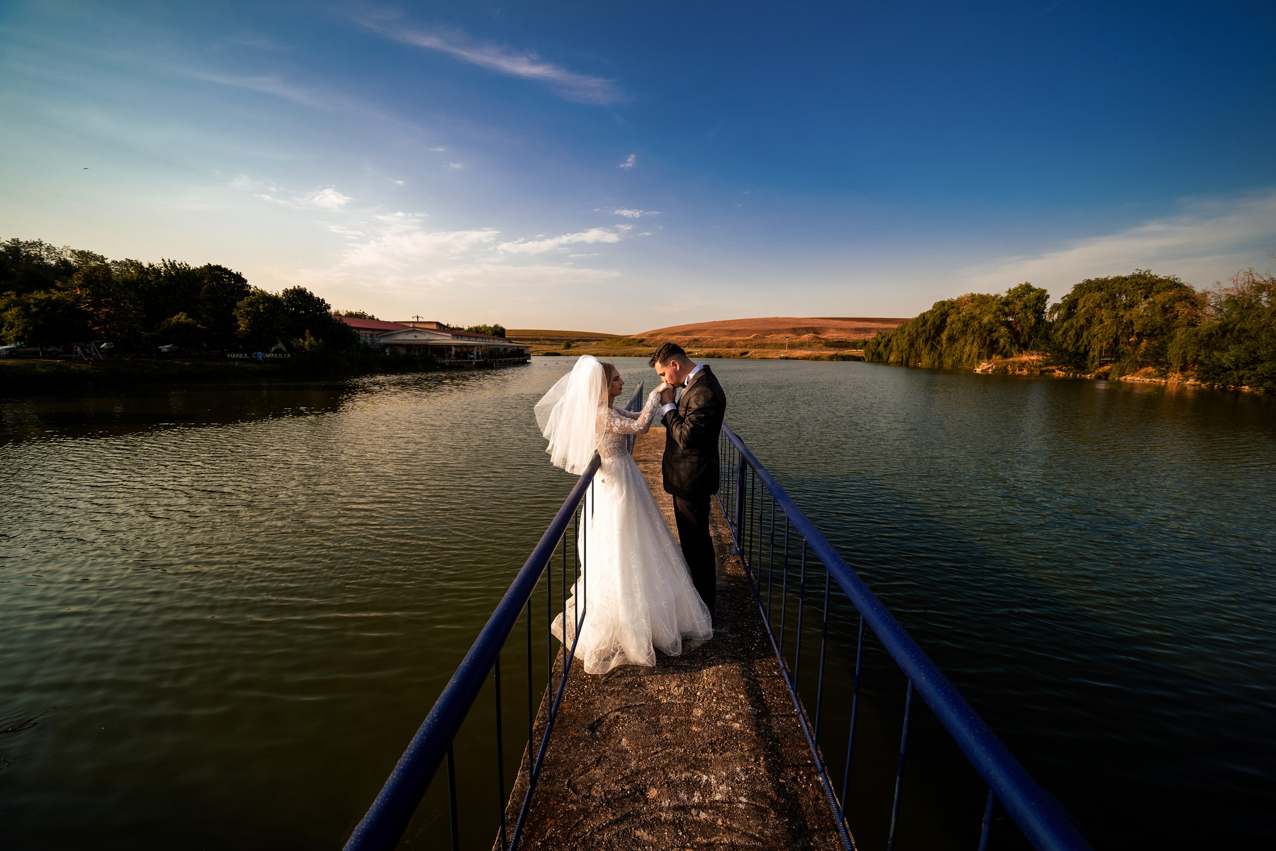 Georgiana & Gabriel. Acasă