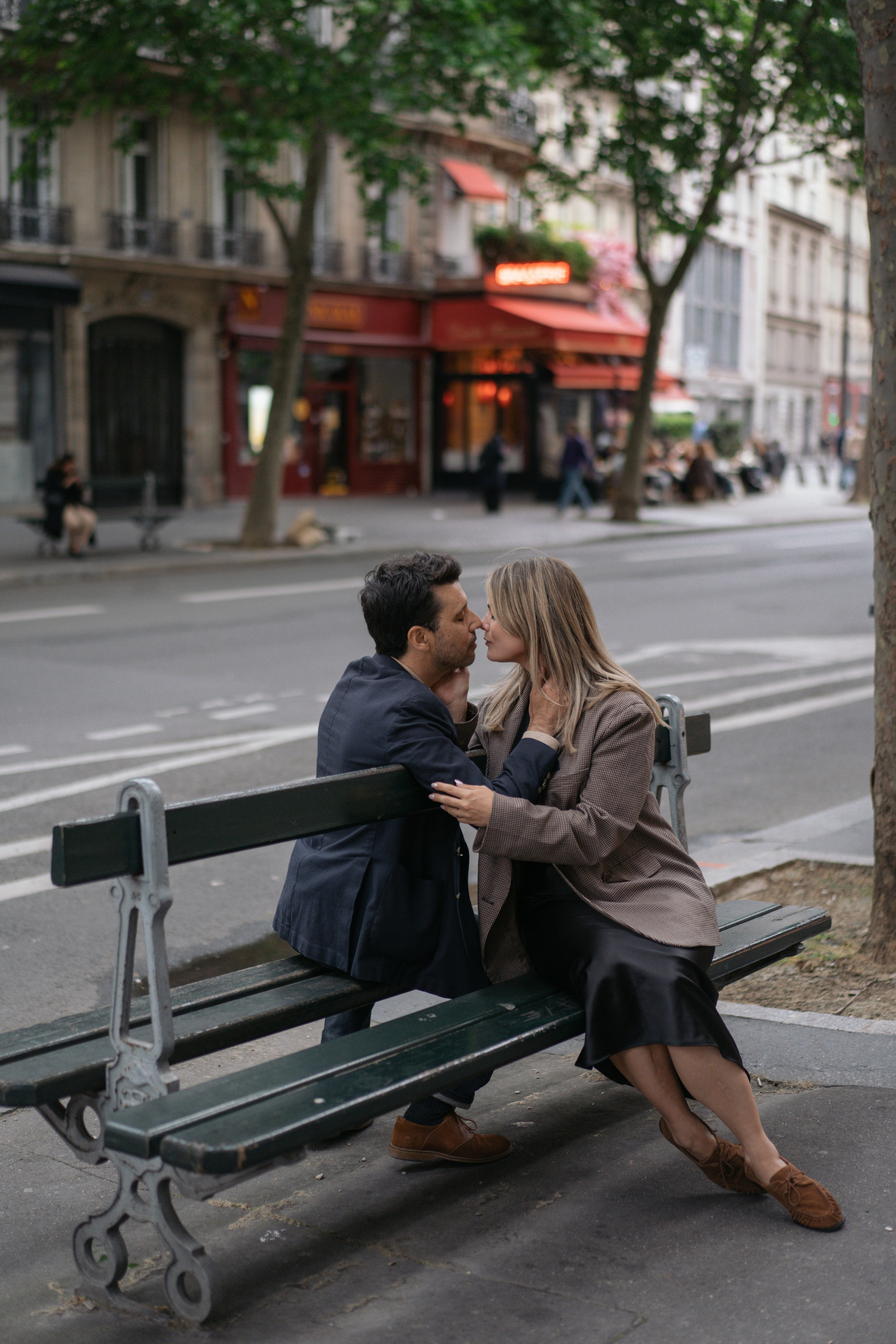 фотосессия в жилом районе Парижа