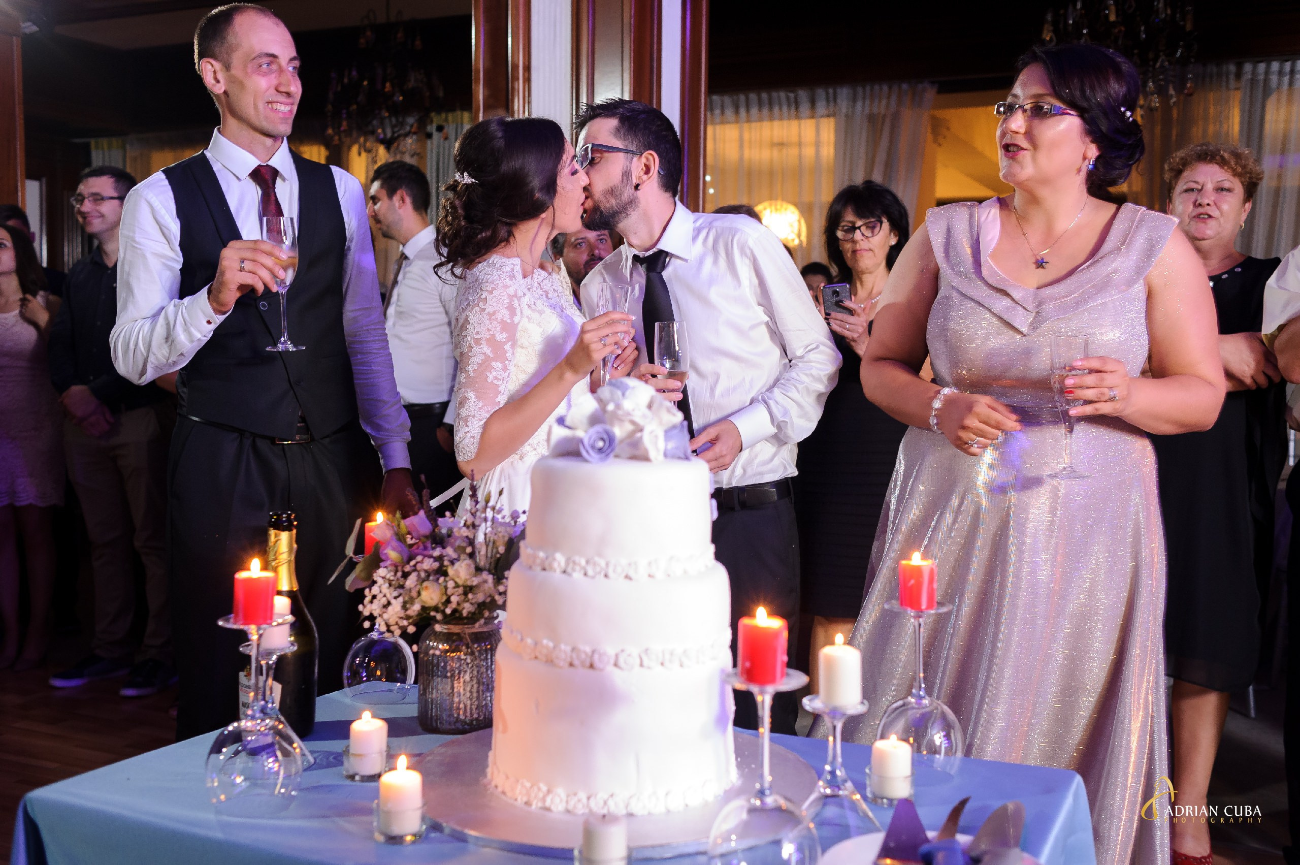 Fotograf nunta Iasi | Adrian Cuba — servicii profesionale de fotografie de nunta