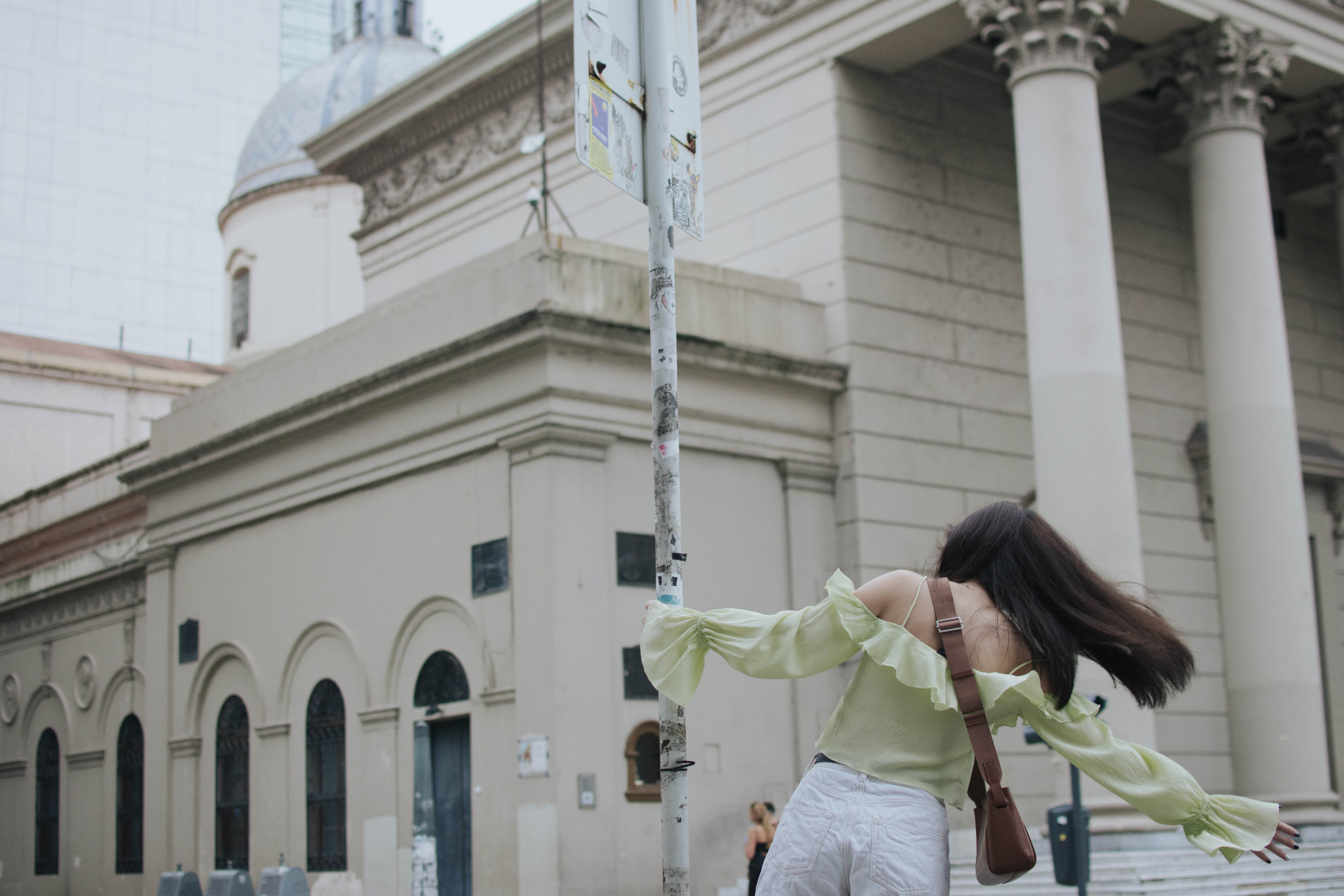 Manbing in Buenos Aires. Photographer @elmirkami in the city of Buenos Aires