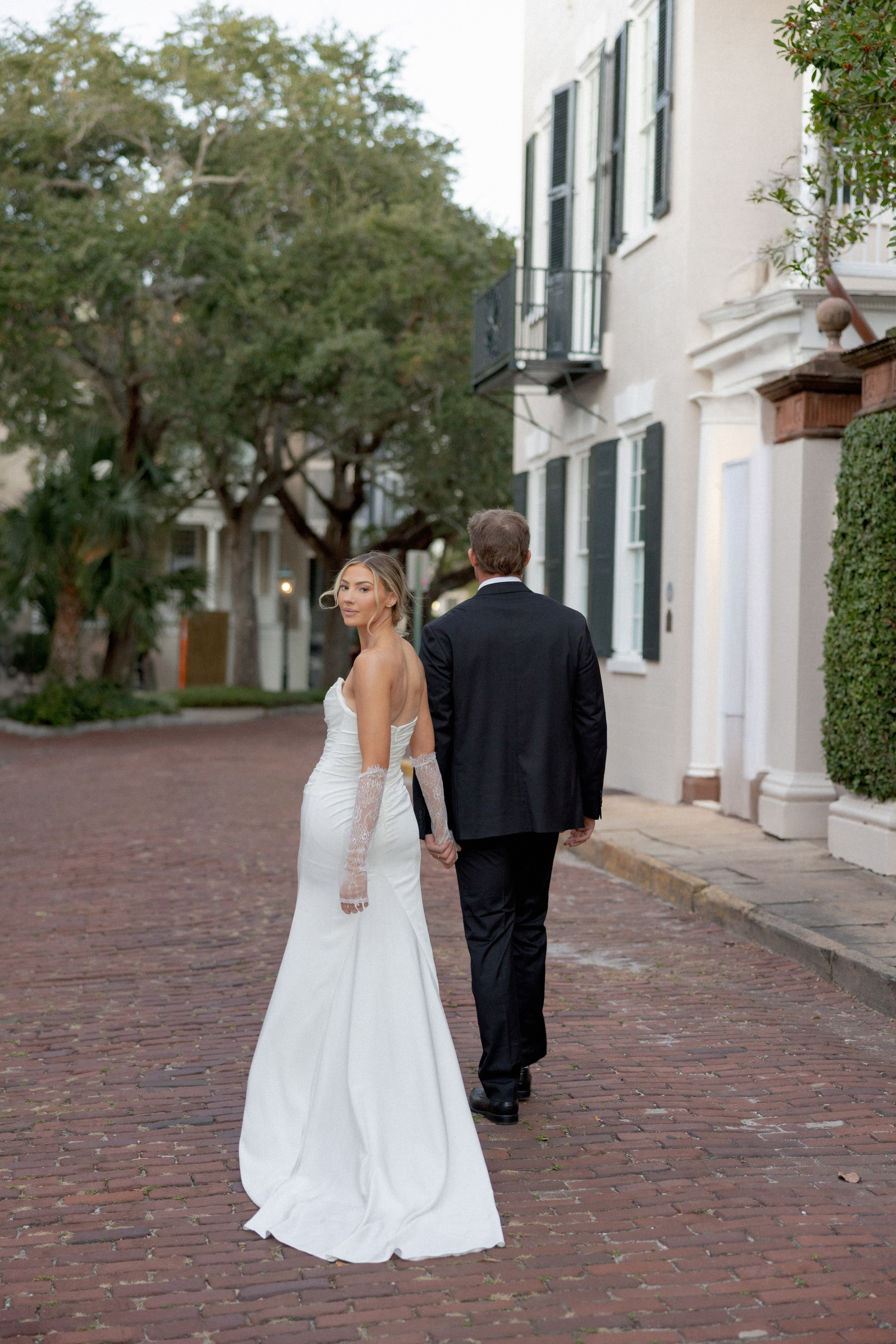 Vasylton Studio• Wedding Photographer | Capturing moments, preserving memories