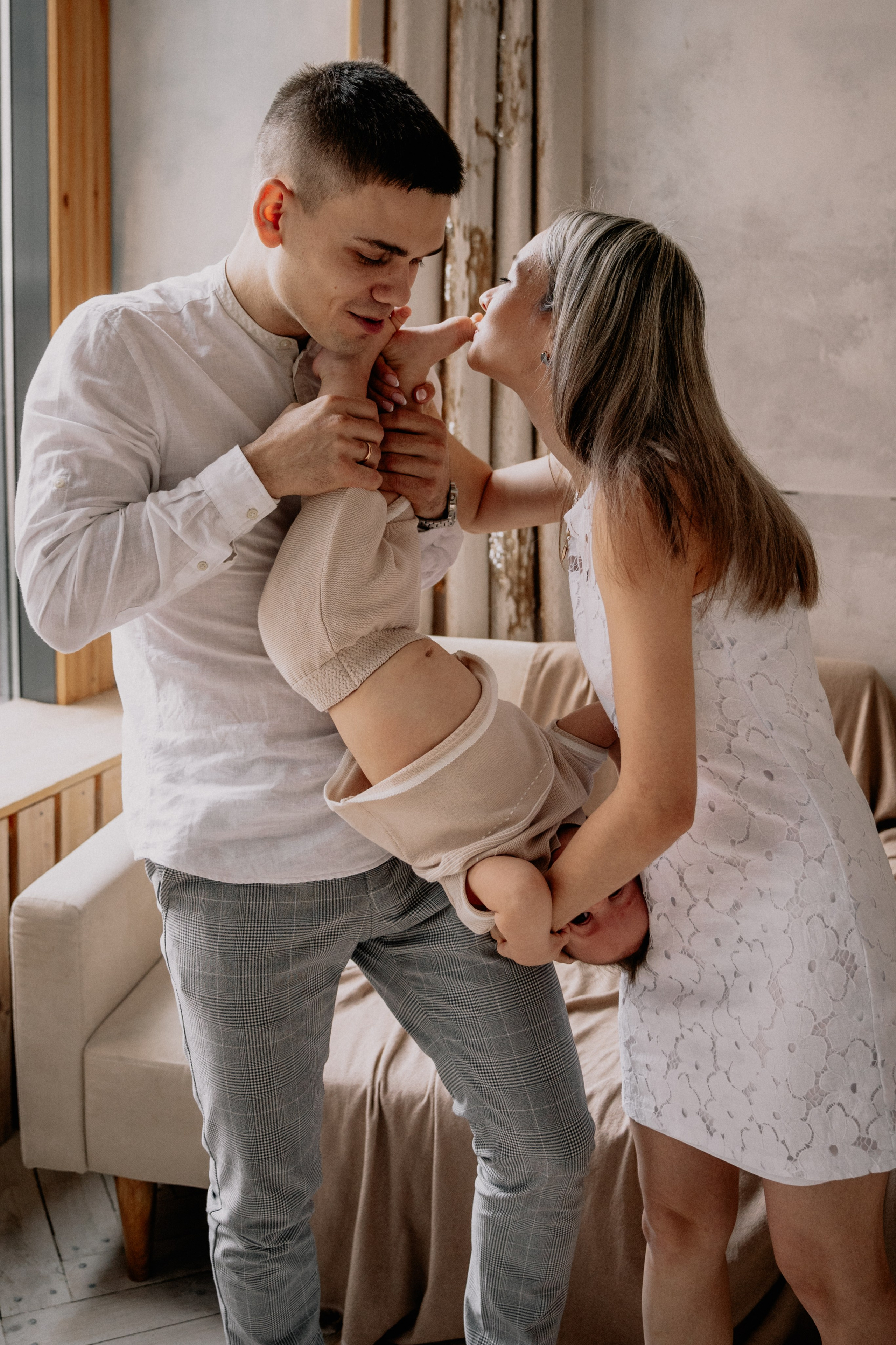 First Birthday Outdoor Session – Candid & Playful Photography. Alisa Tant — Family and newborn photographer Bucks County, Montgomery county, Philadelphia, NJ