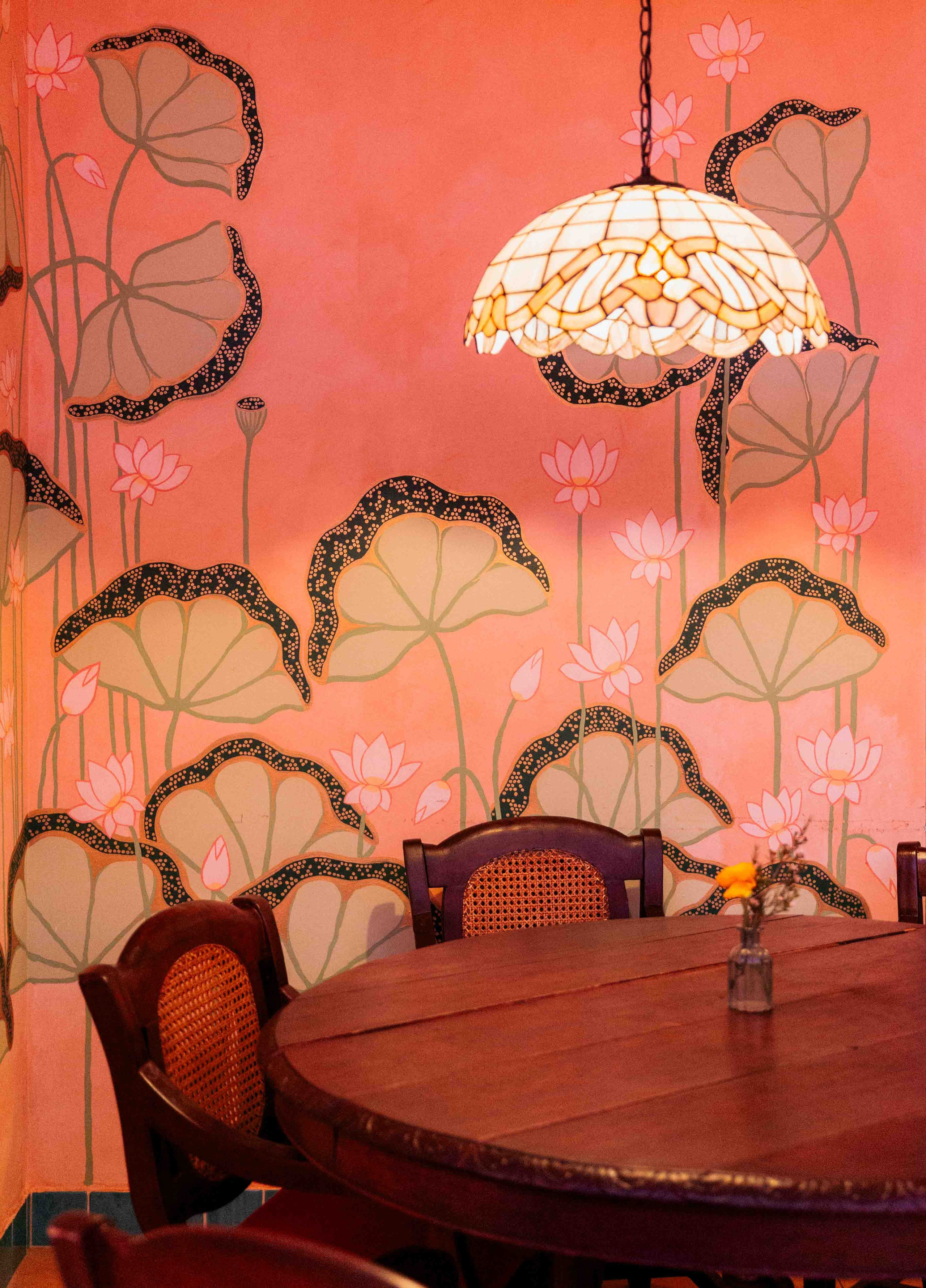 Top geriausių kavinių sąrašas Vilniuje — vietos įspūdingoms fotosesijoms. Framed by Evelina | Vestuvių fotografė