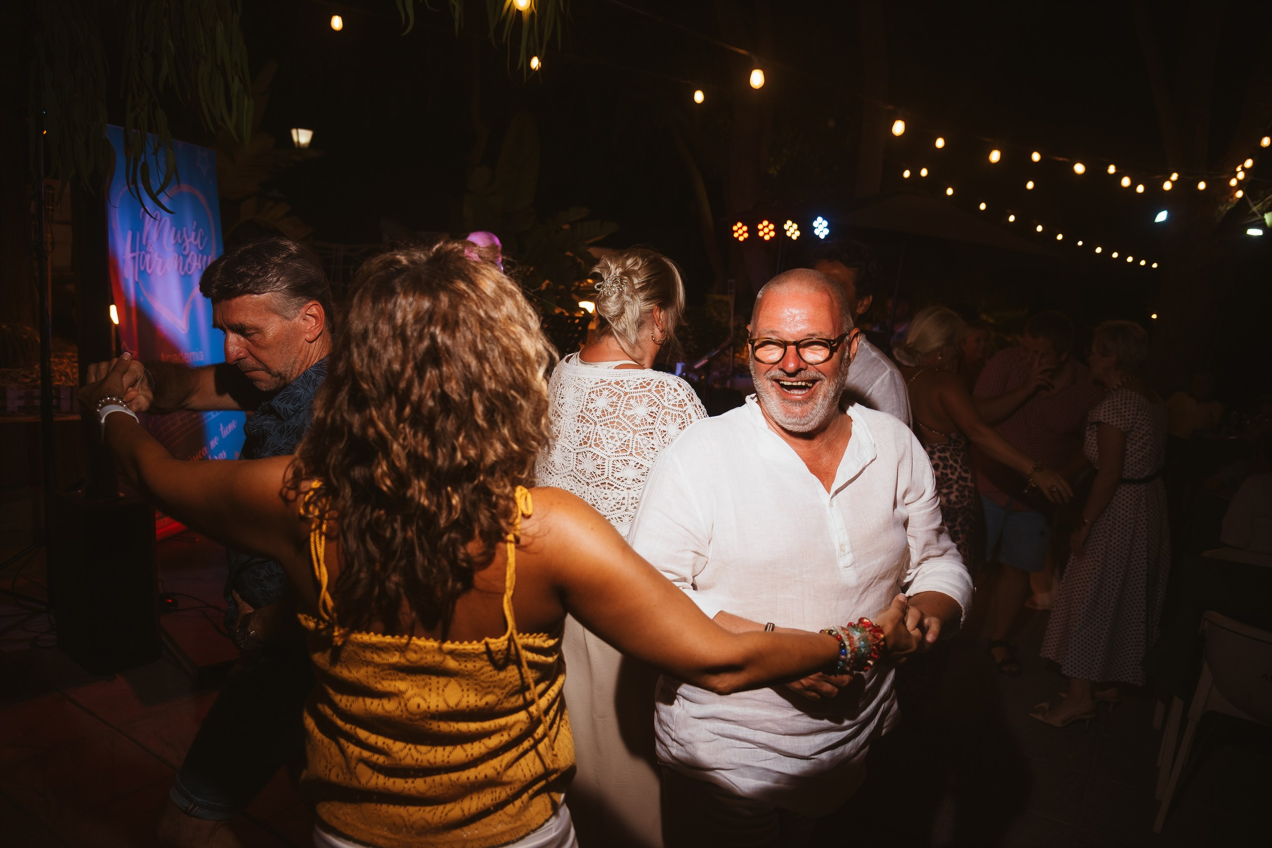 Photo report from a creative evening at the El Bosque Animado restaurant, Torrevieja