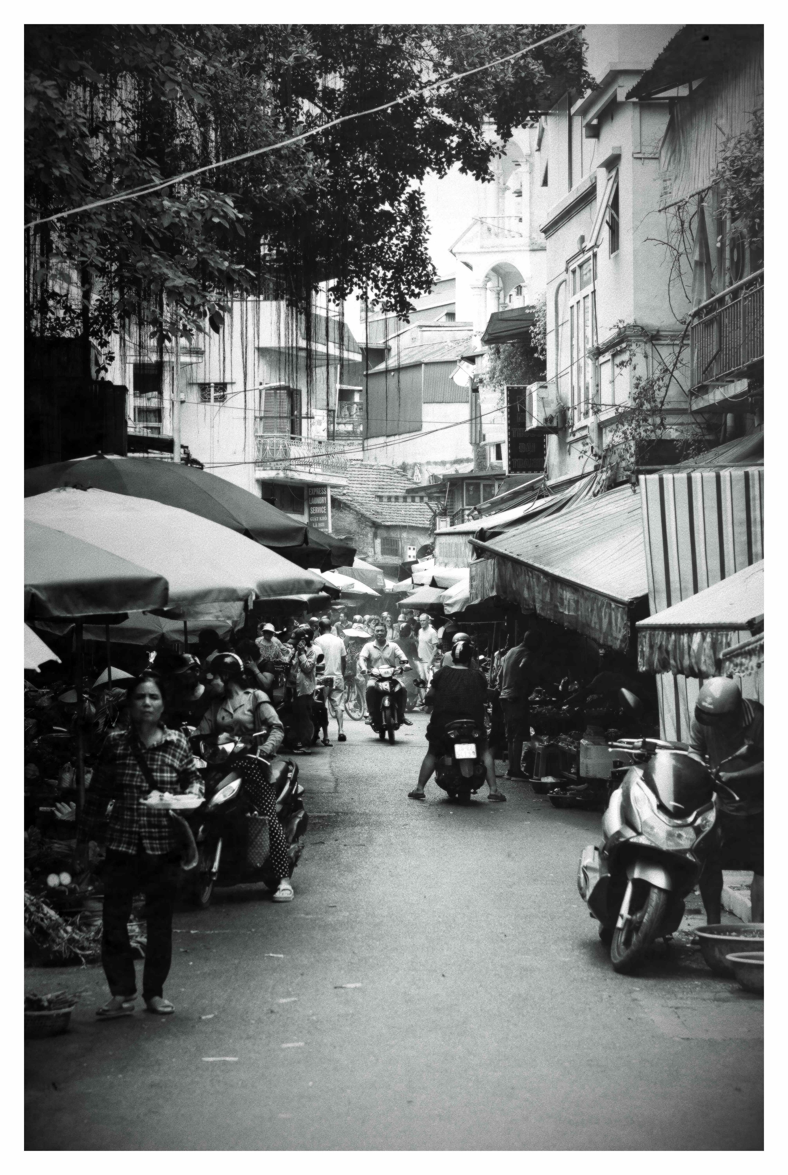 Candid Street Photo - Vietnam