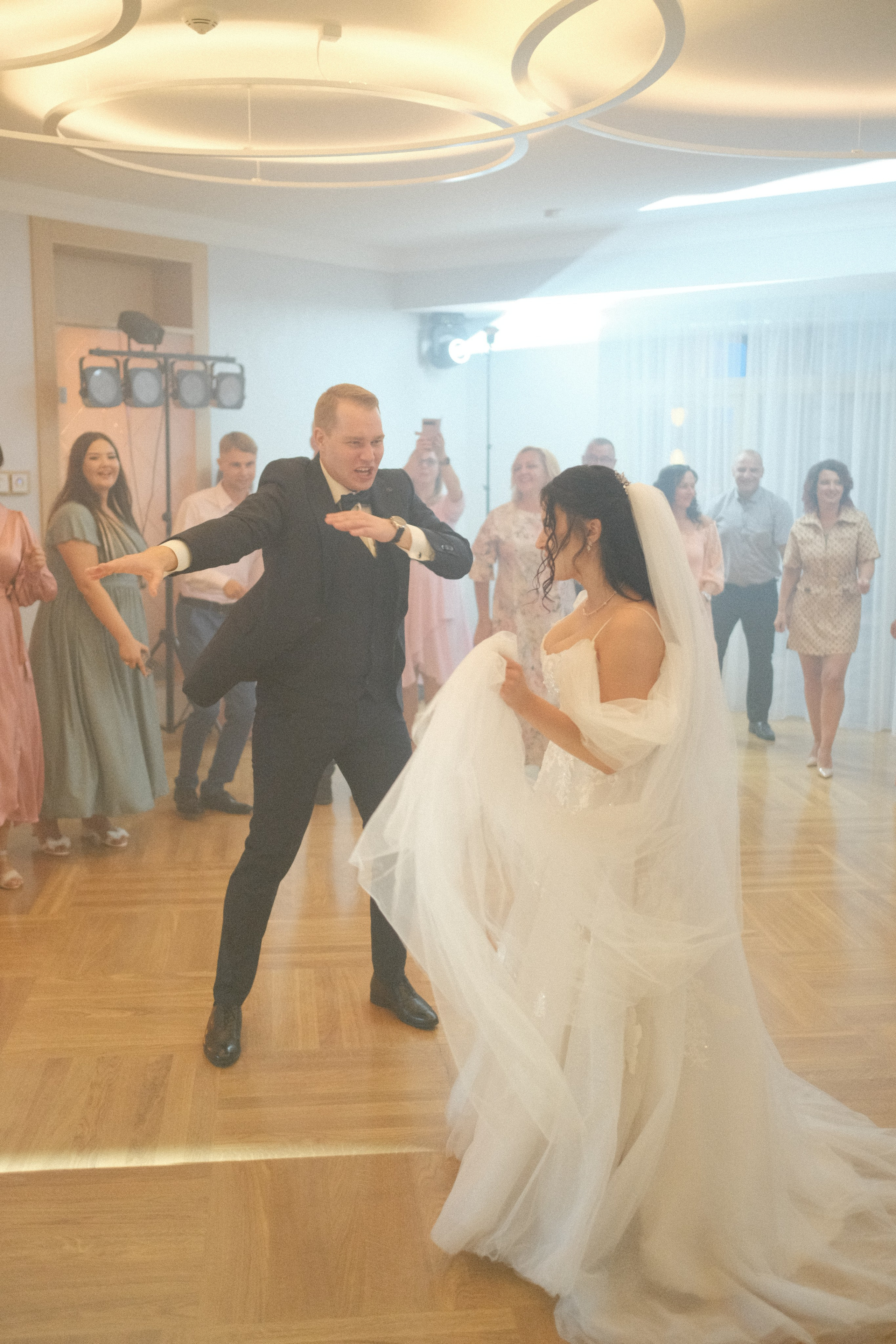 Wedding on Kodak Portra 400. Kāzu fotogrāfs Rīgā — Vjačeslavs Lučņenkovs