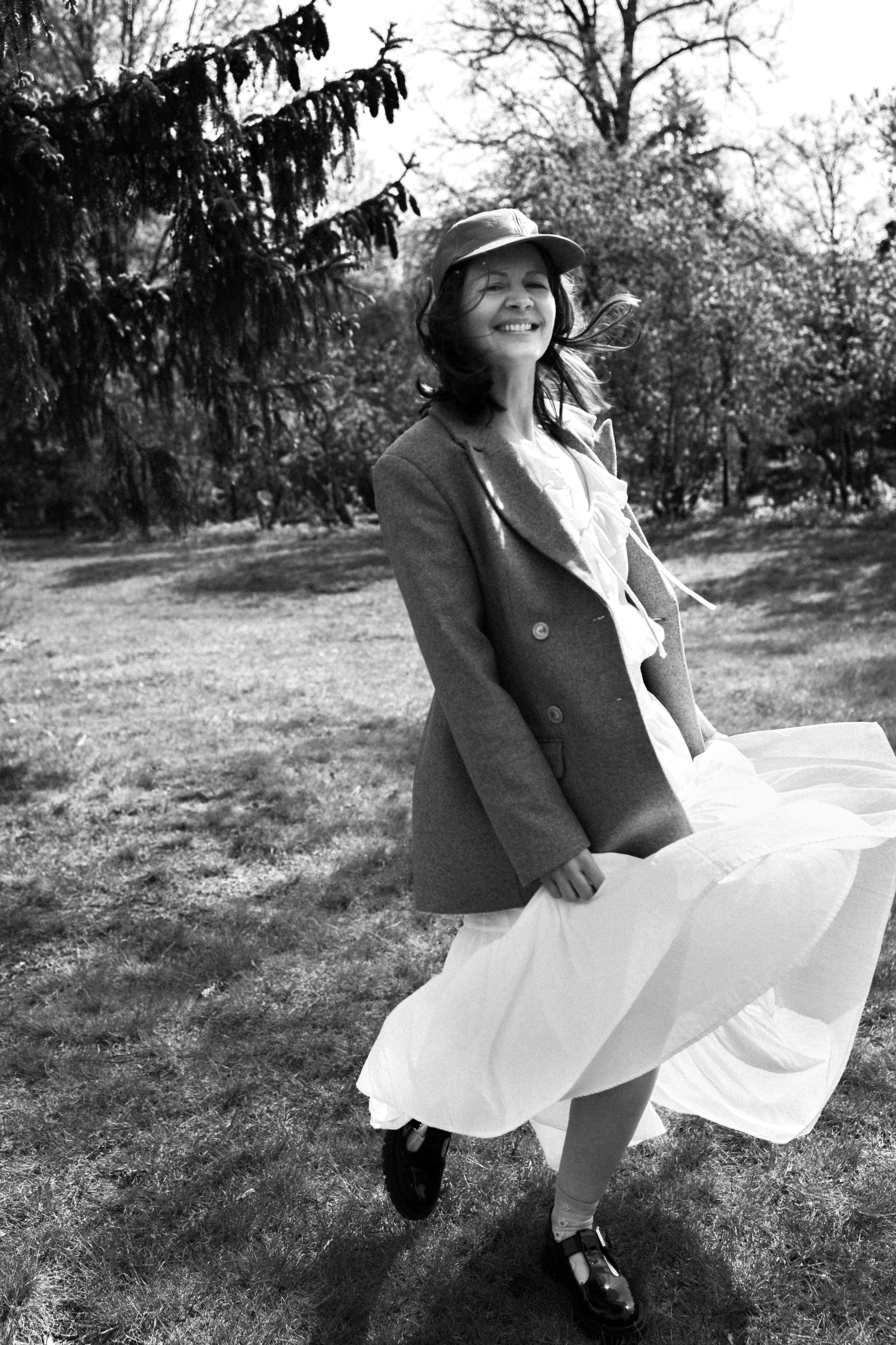 Liene| Botanical Garden Portrait Session