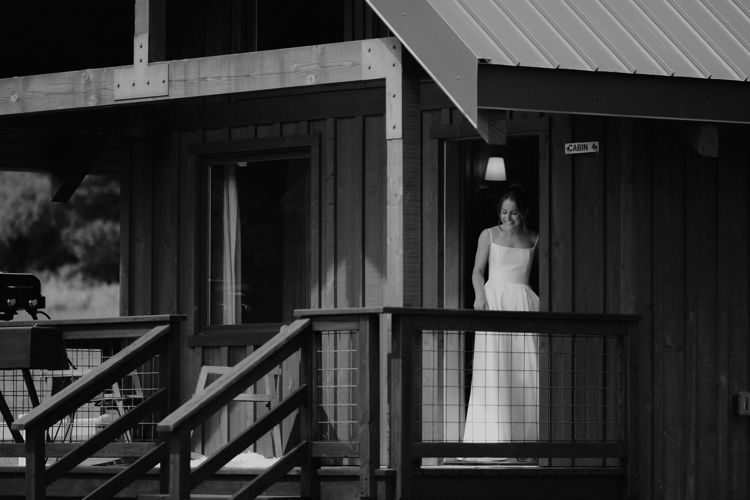 Wedding Shelby & Riley | Columbia River Gorge, WA | Georgy Shishkin Photography Photography. Portland Wedding Photographer | Authentic PNW Love Stories