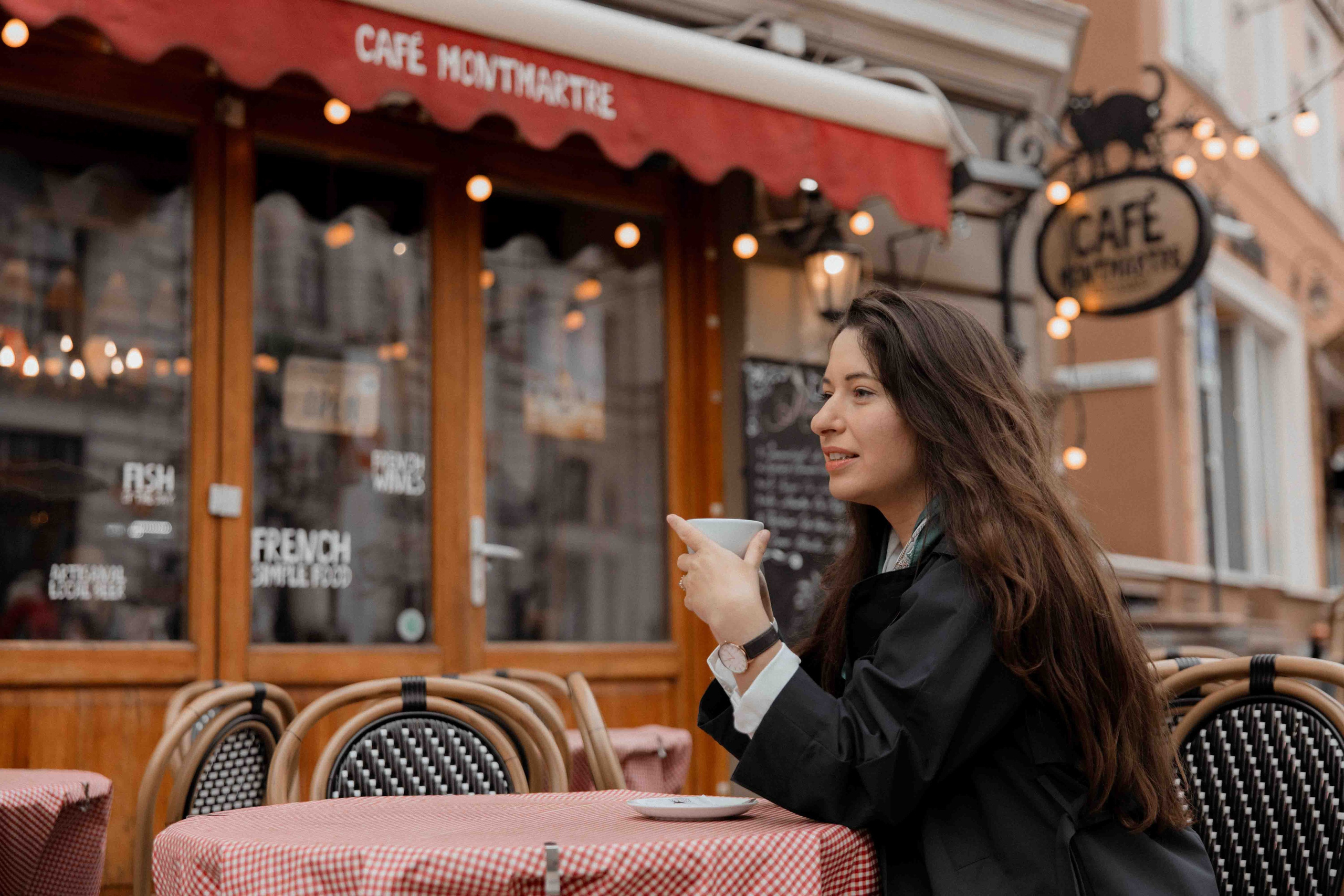 Top geriausių kavinių sąrašas Vilniuje — vietos įspūdingoms fotosesijoms. Framed by Evelina | Vestuvių fotografė