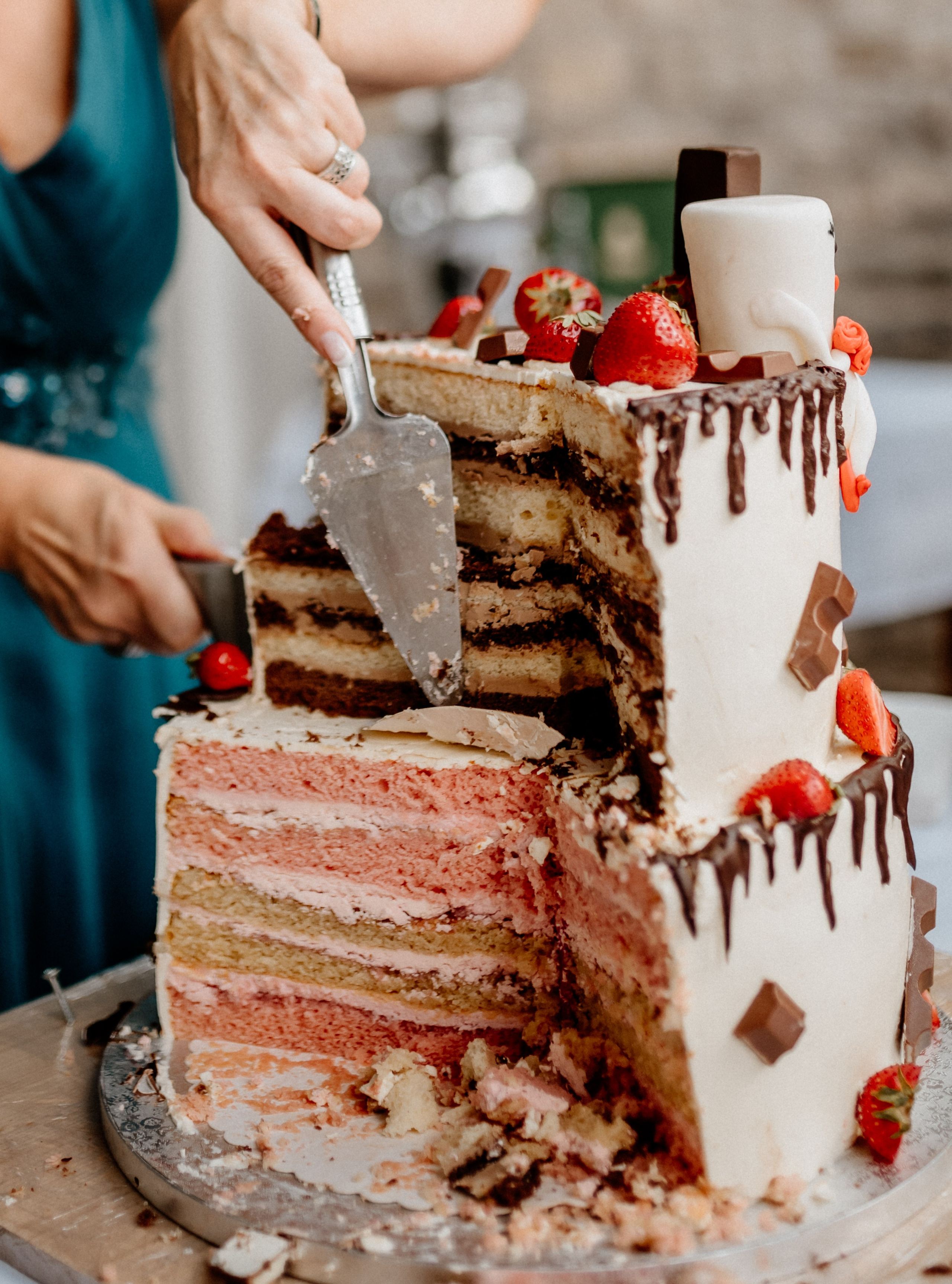Hochzeit im Landhaus Odaia – Emotionale Hochzeitsfotos | Hochzeitsfotografin Würzburg. Anna Saribekyan – Beste Hochzeitsfotografin in Würzburg, Top 10 in Deutschland