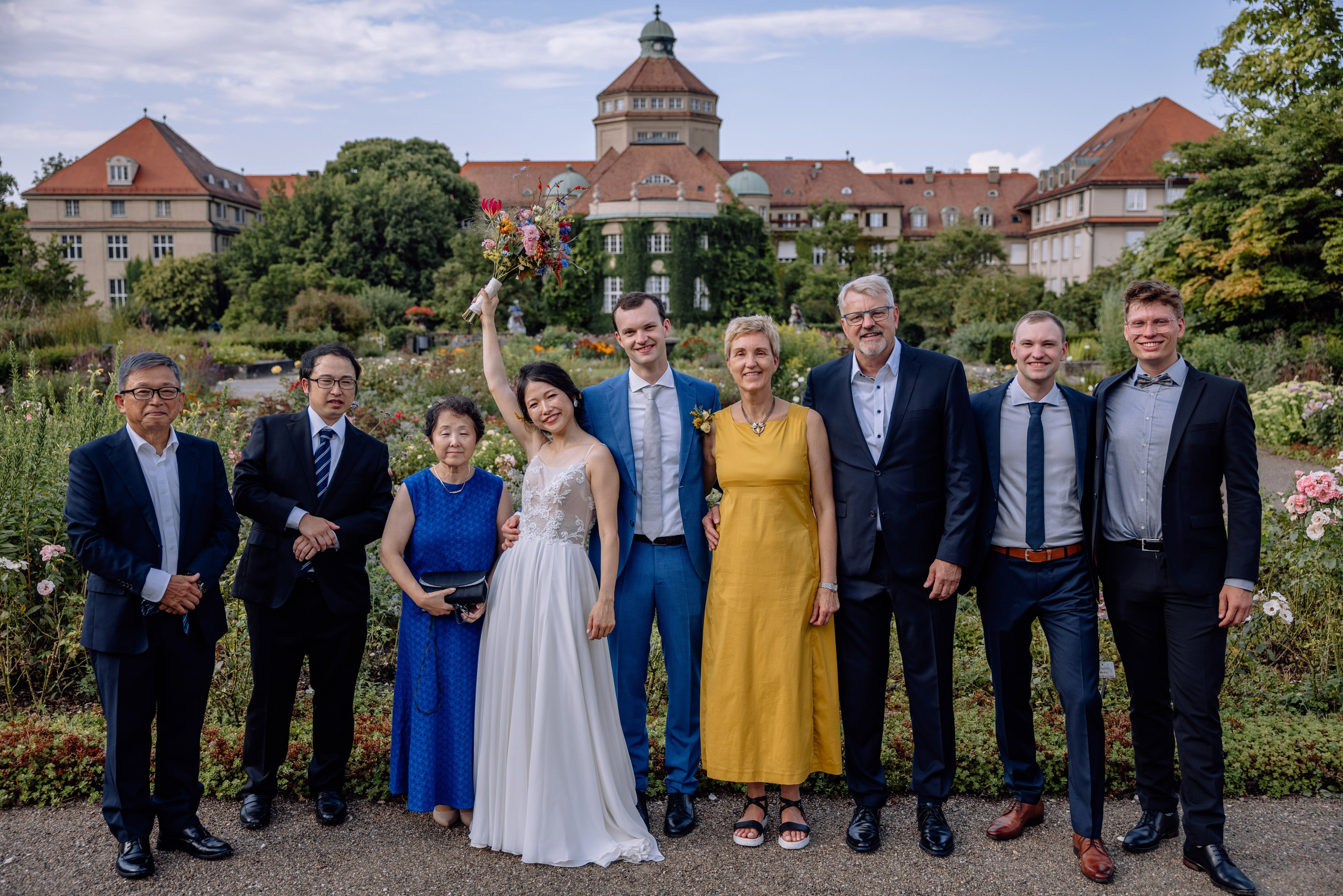 Café im Botanischen Garten. Deutsche - Japanische Hochzeit. Hochzeitsfotograf München Taufe Familienfotograf Tanja Mauke