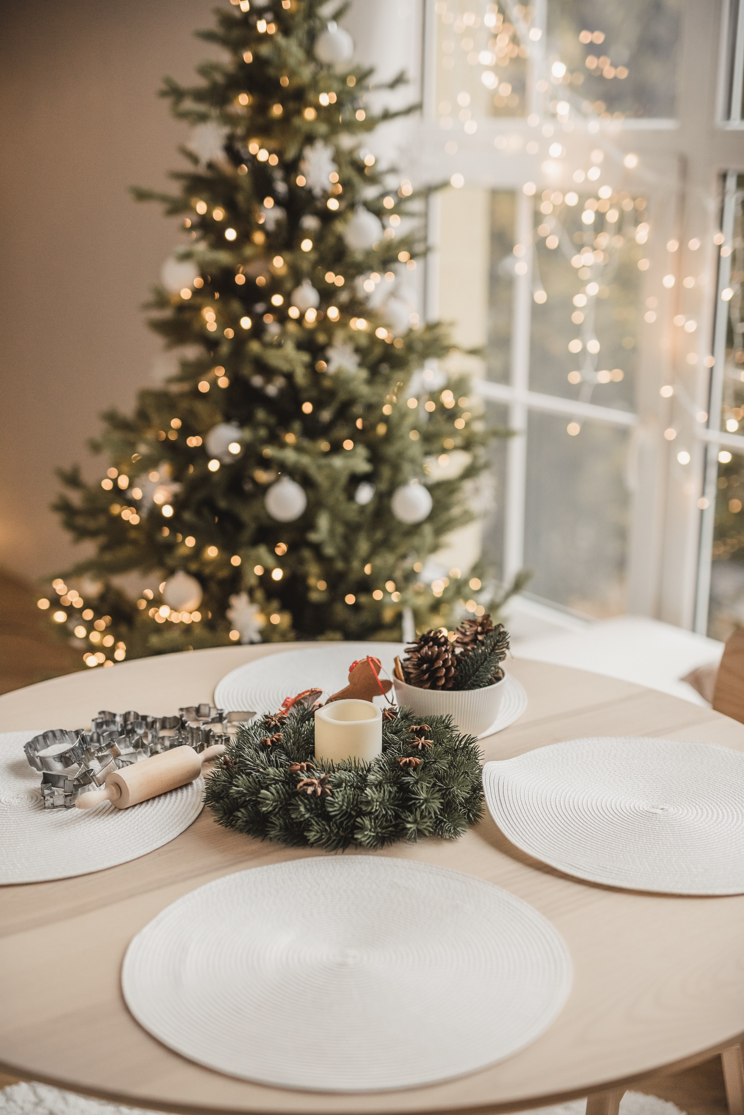 Fotostudijas Ziemassvētku Dekors – Maģiska svētku fotosesijas atmosfēra Rīgā. Fotostudija VEF Rīga