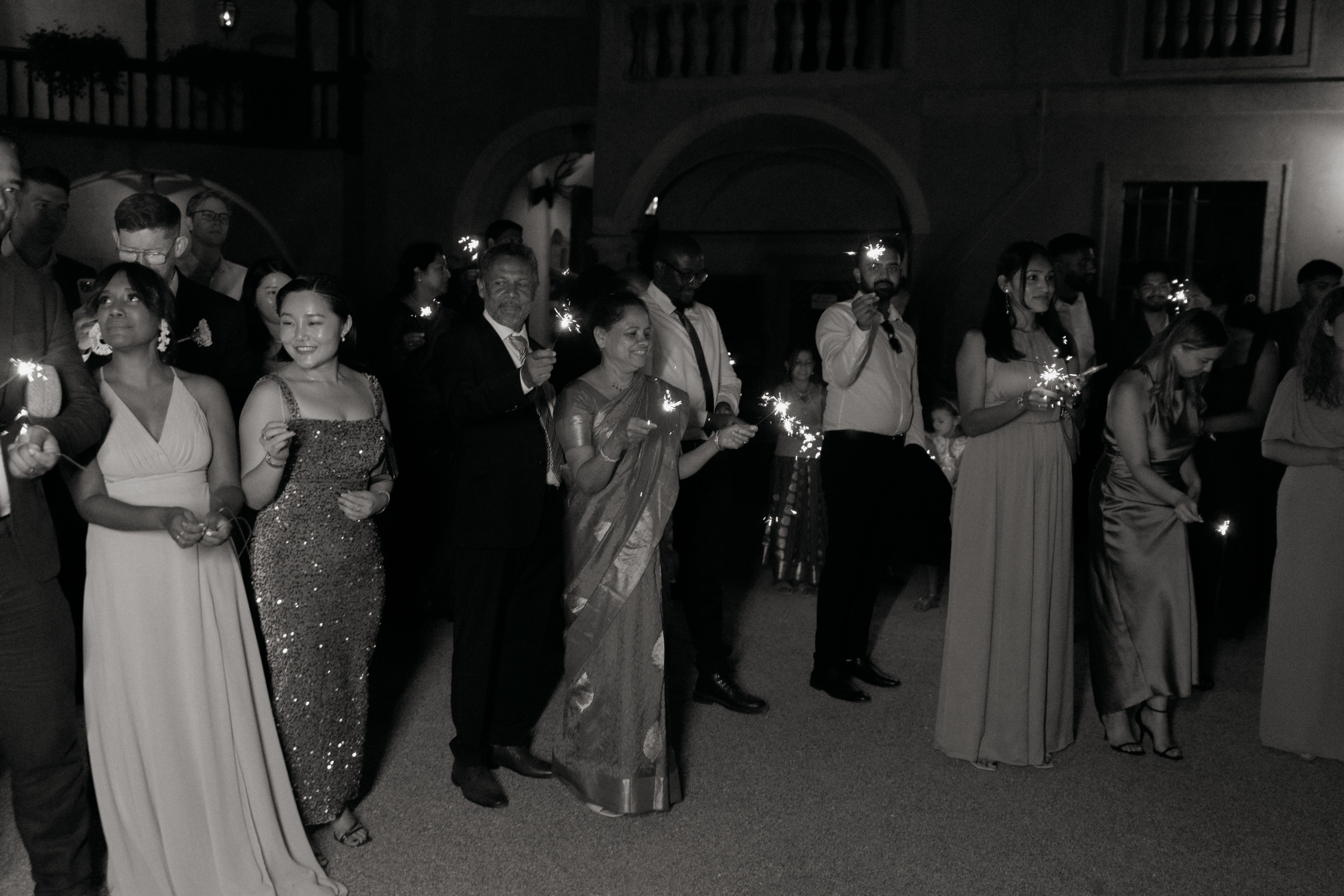 Elegant Castle Wedding in Austria | Alwin & Ruth’s Fairytale Celebration. Wedding photographer and videographer based in Timisoara, Romania