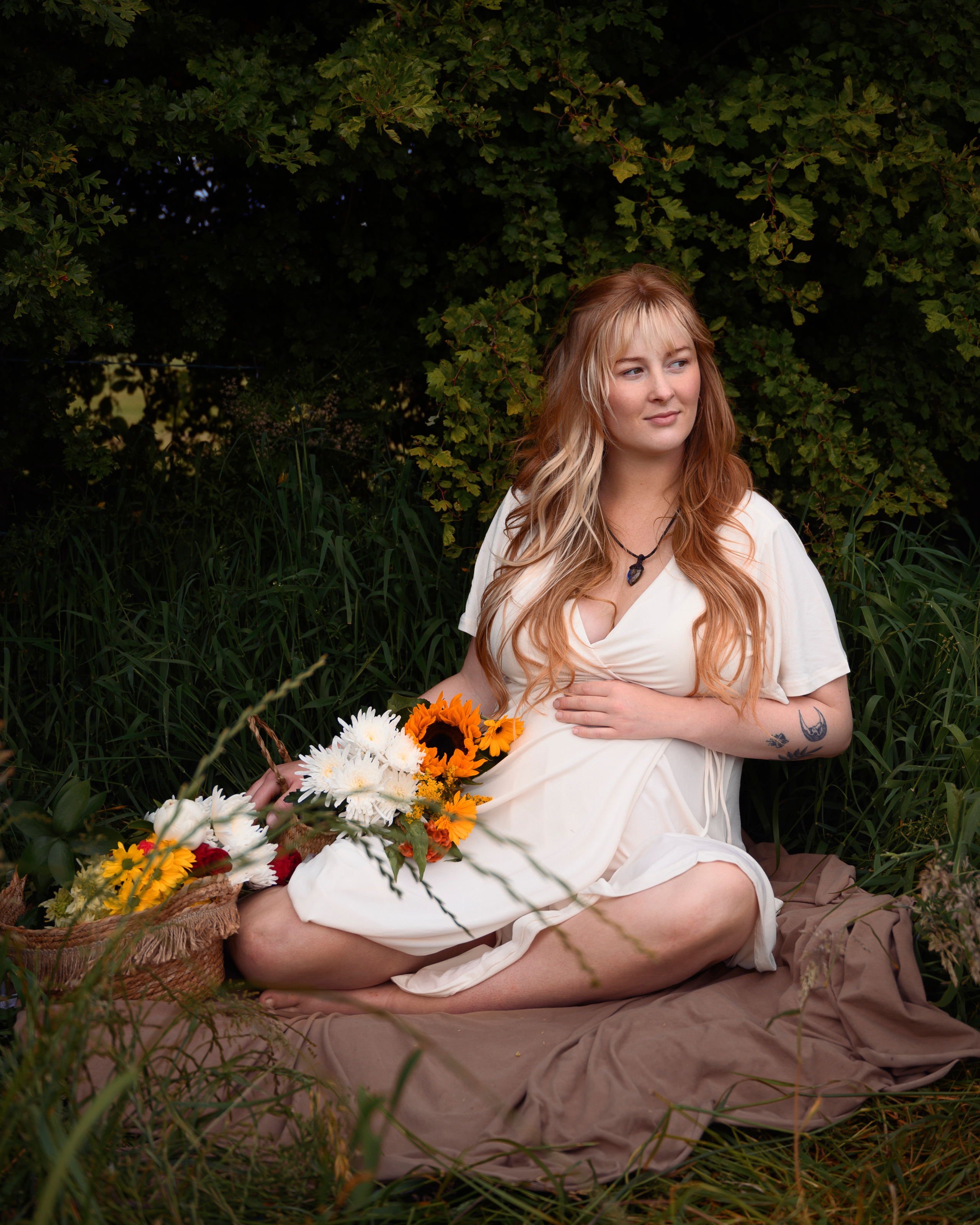 Pregnancy photoshoot in Ackworth. Rapley Photography | West Yorkshire Wedding & Portrait Photographer
