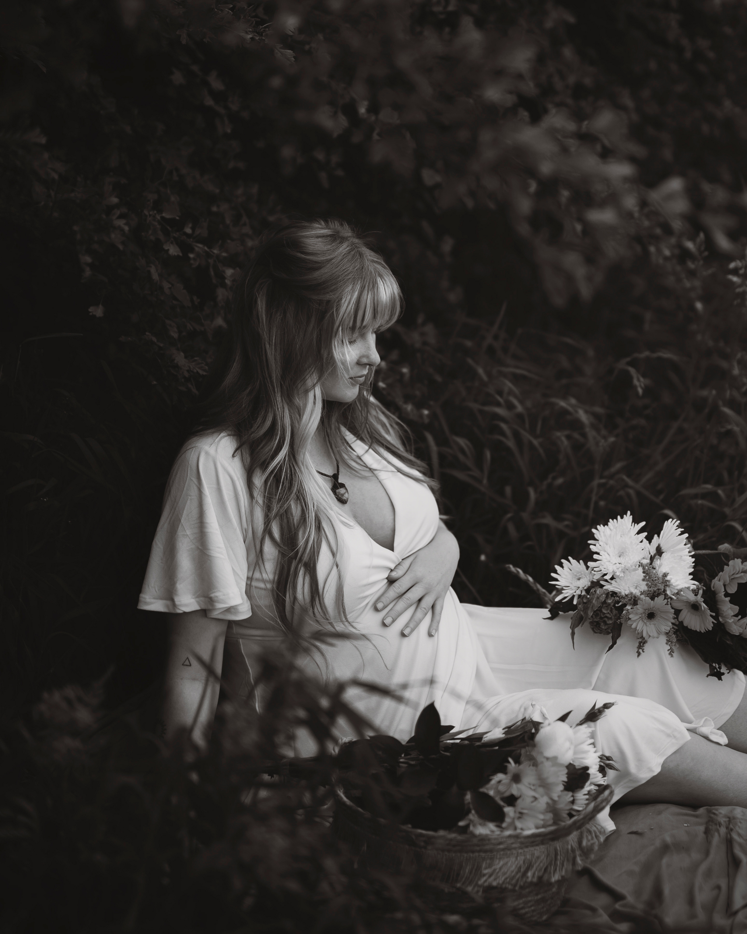 Pregnancy photoshoot in Ackworth. Rapley Photography | West Yorkshire Wedding & Portrait Photographer