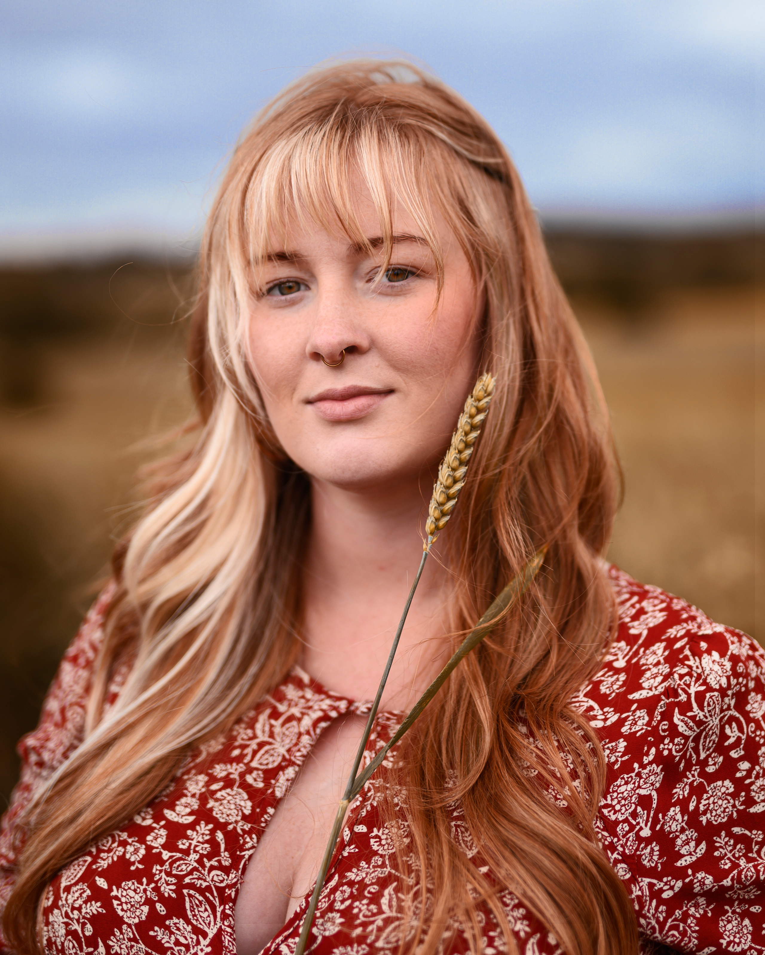 Pregnancy photoshoot in Ackworth. Rapley Photography | West Yorkshire Wedding & Portrait Photographer