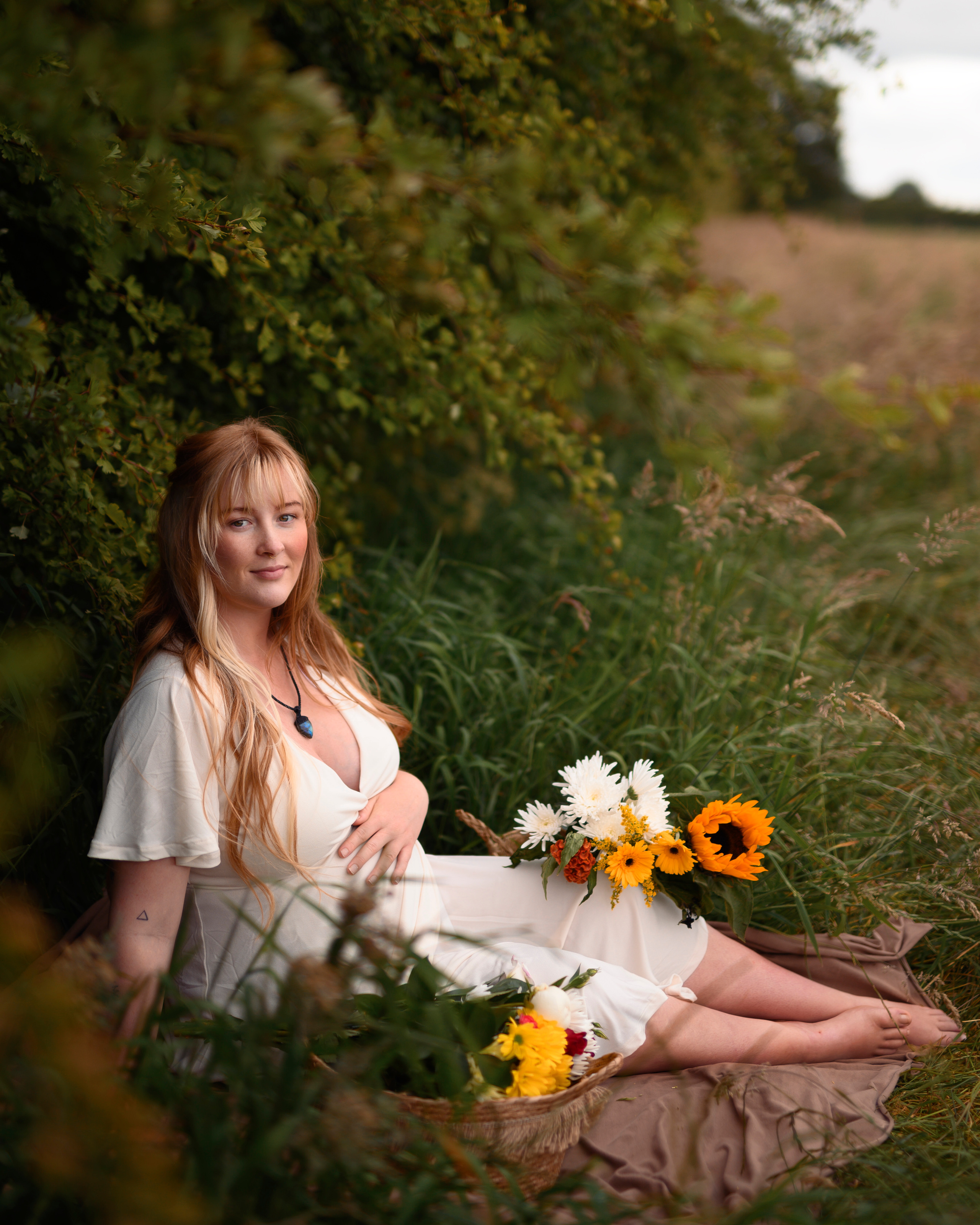 Pregnancy photoshoot in Ackworth. Rapley Photography | West Yorkshire Wedding & Portrait Photographer