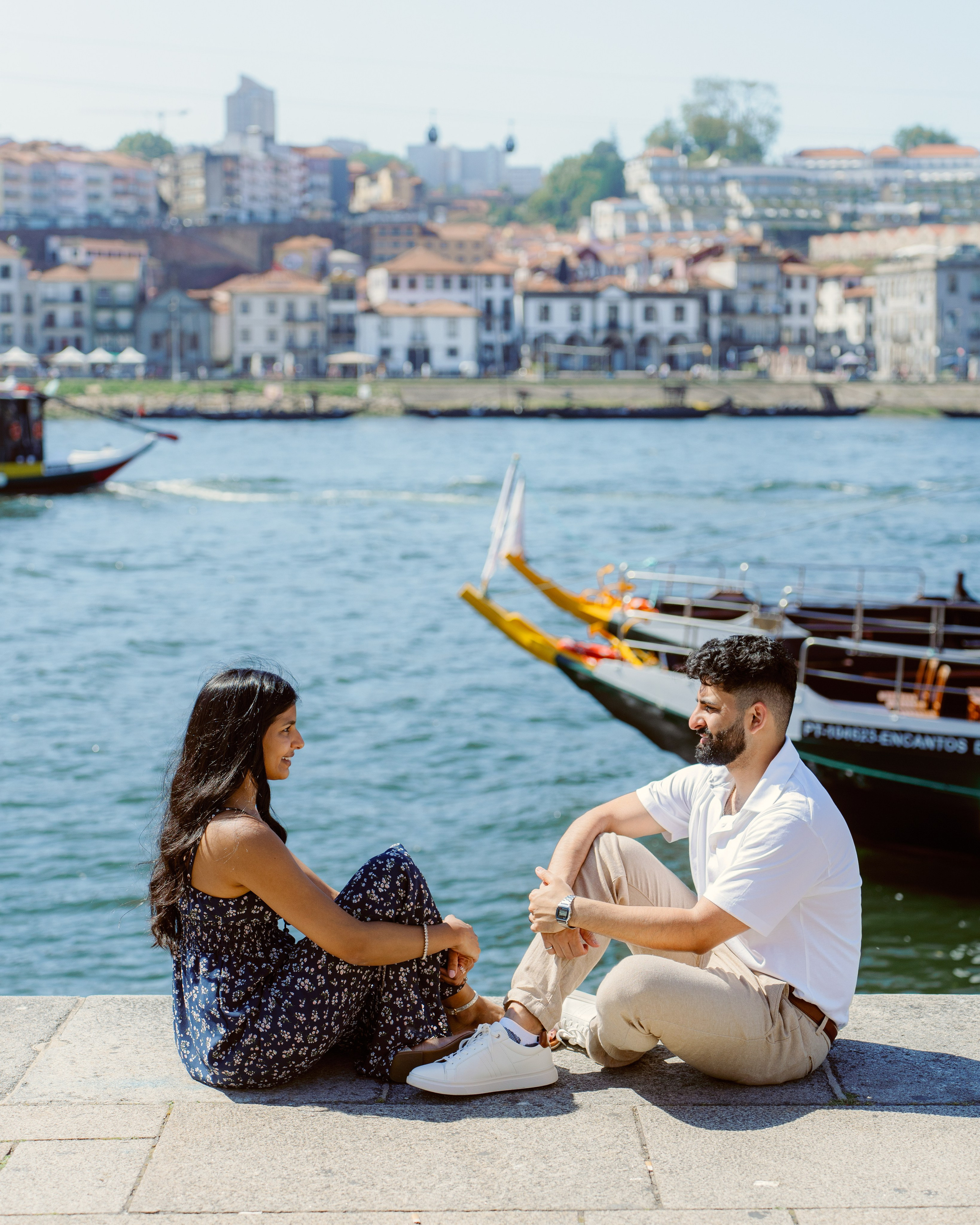 PORTO: PRIVATE WALKING TOUR AND PHOTO SHOOT. Фотограф и видеограф в Португалии