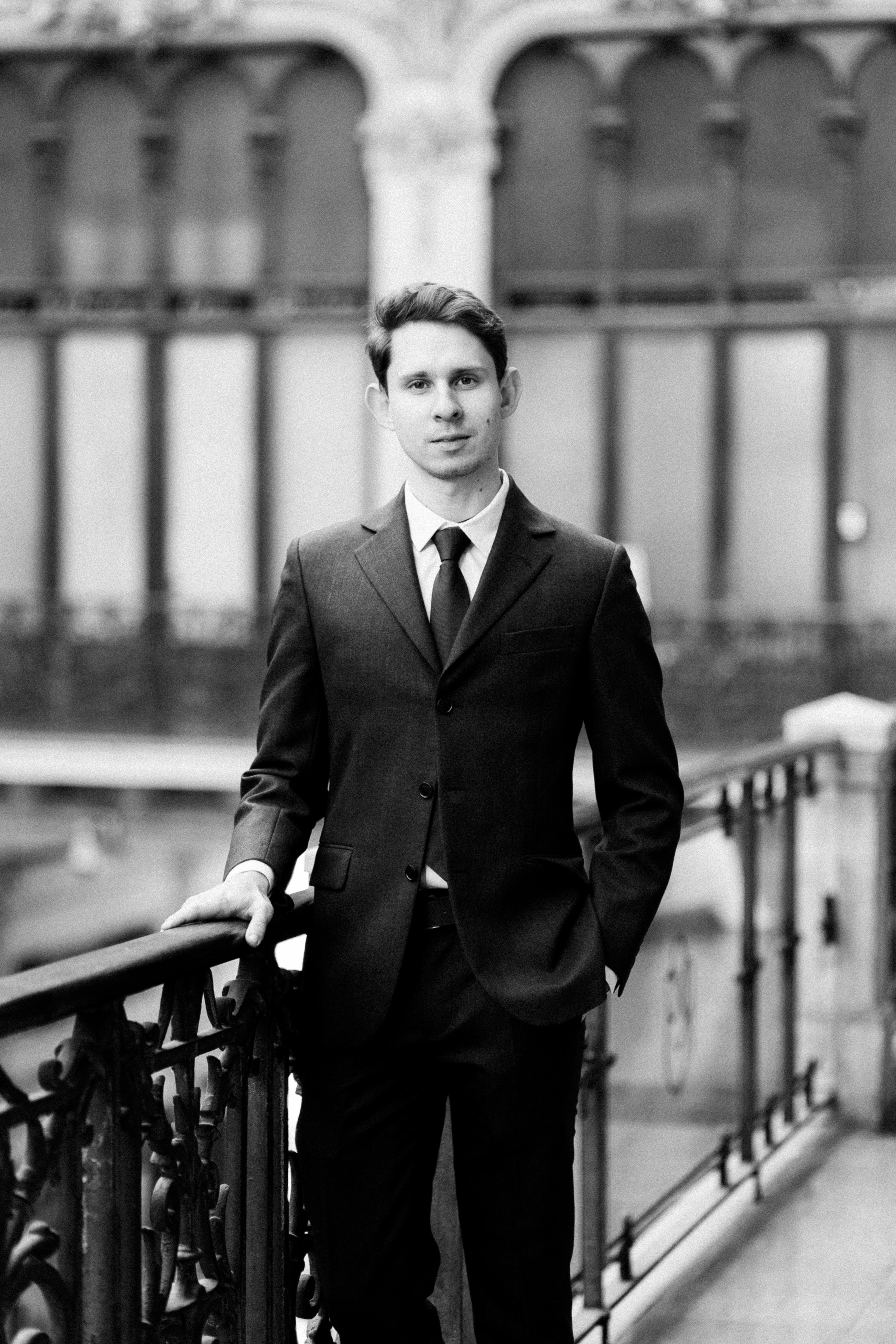 Intimate Wedding for Two in Turin, Italy | Liza Bizzaro Photography. Liza Bizzaro — Italy Wedding, Love Story & Portrait Photographer in Milan, Turin, Piedmont and Across Italy