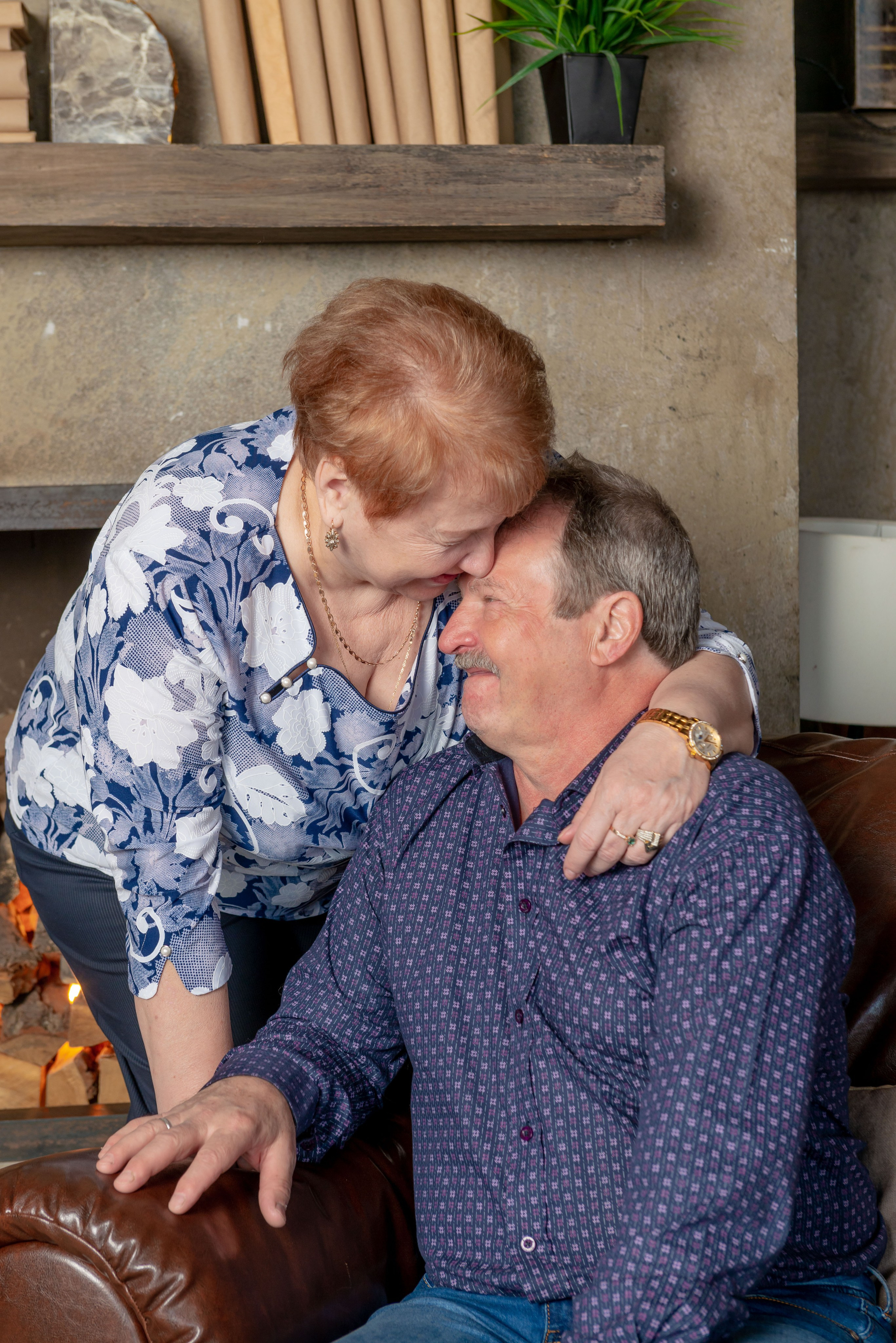 Photosession of a married couple in the studio. FOTÓGRAFO MÉXICO QUINTANA ROO