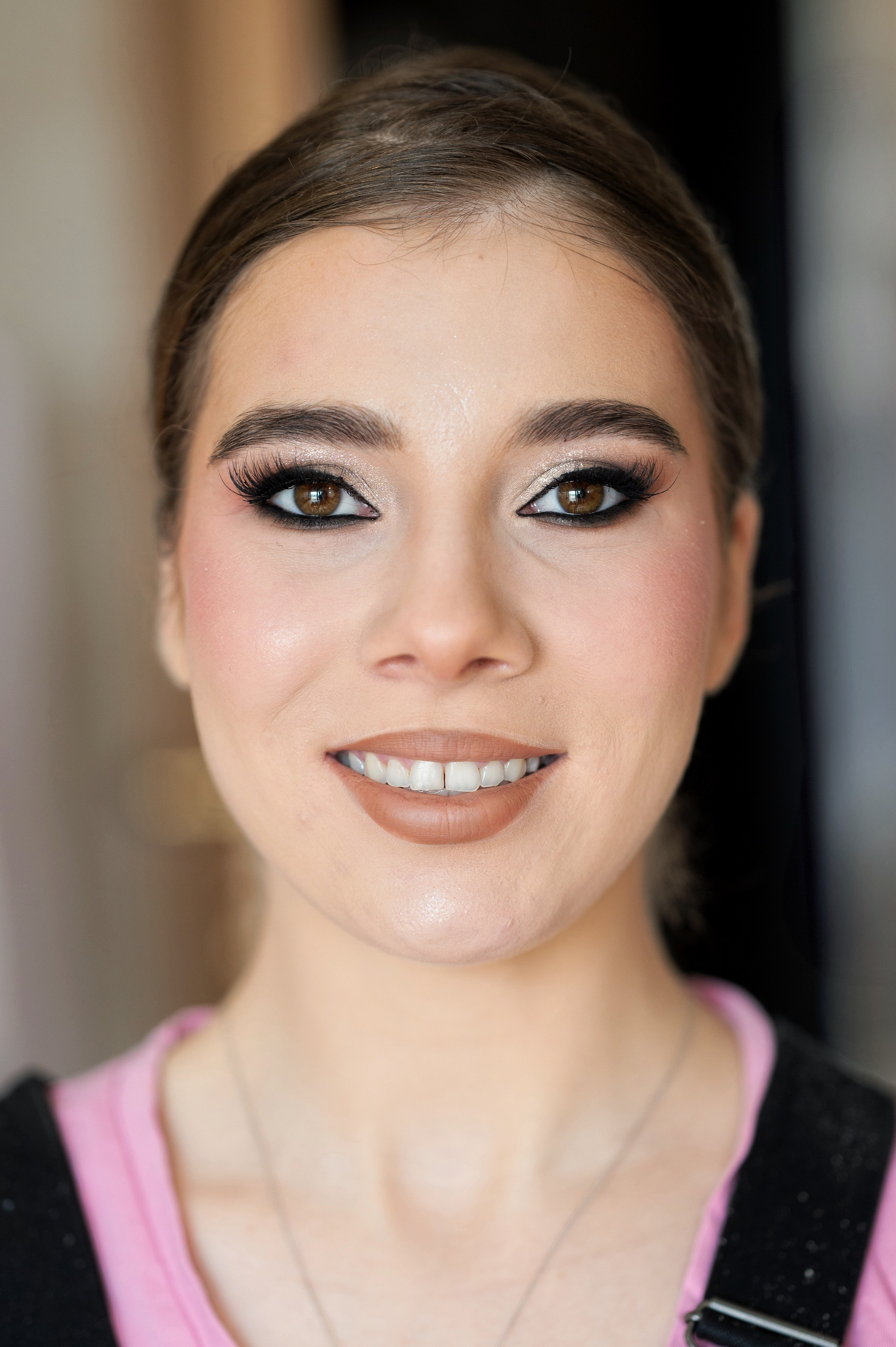 Makeup artist, artist sprancene si laminare in Cluj-Napoca | Anca Vasilie