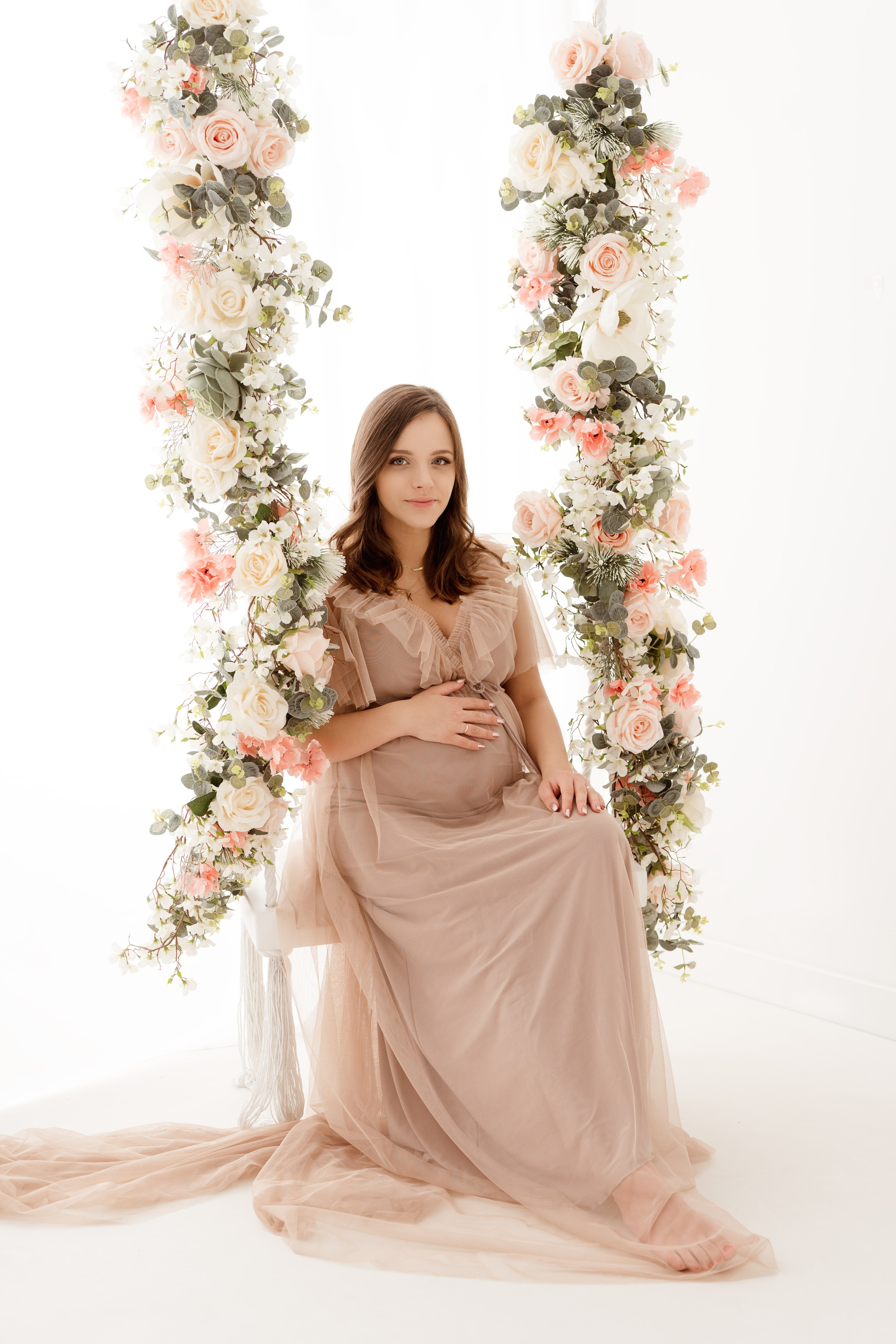 Sesja ciążowa Zuzanny. Fotograf Łódź - sesja ciążowa, noworodkowa, dziecięca. Studio w Łodzi