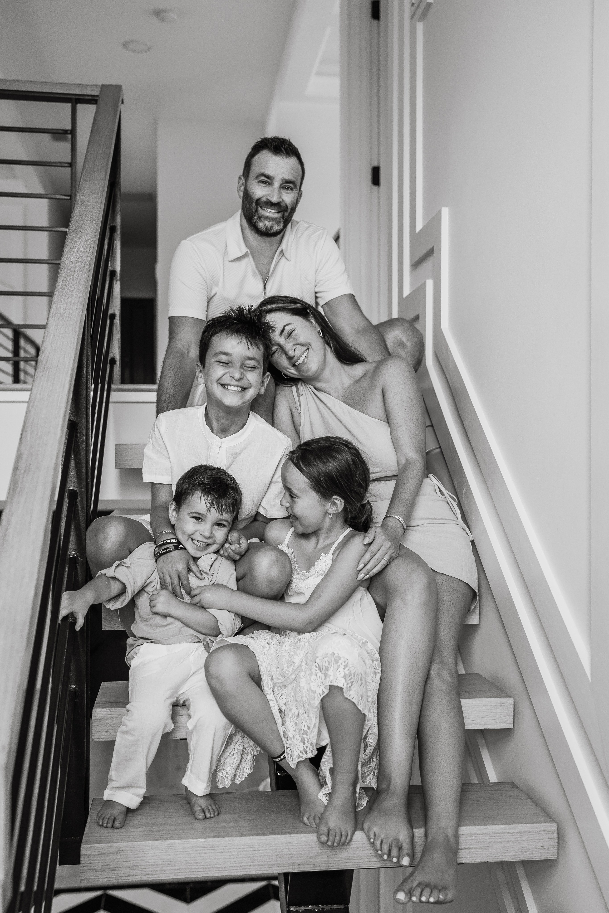 Cozy Family Photography at Home – Heartwarming & Relaxed. Alisa Tant — Family and newborn photographer Bucks County, Montgomery county, Philadelphia, NJ
