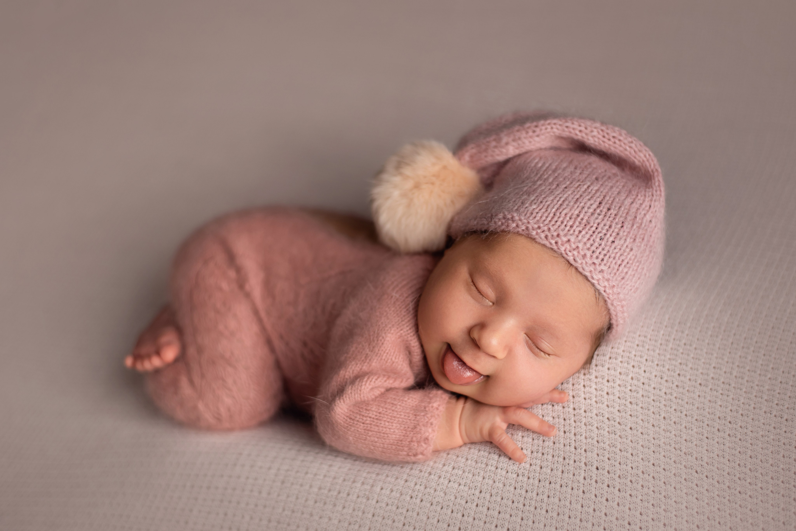 Newborn gallery. In-home newborn photography Raleigh & area Katya Kulikova