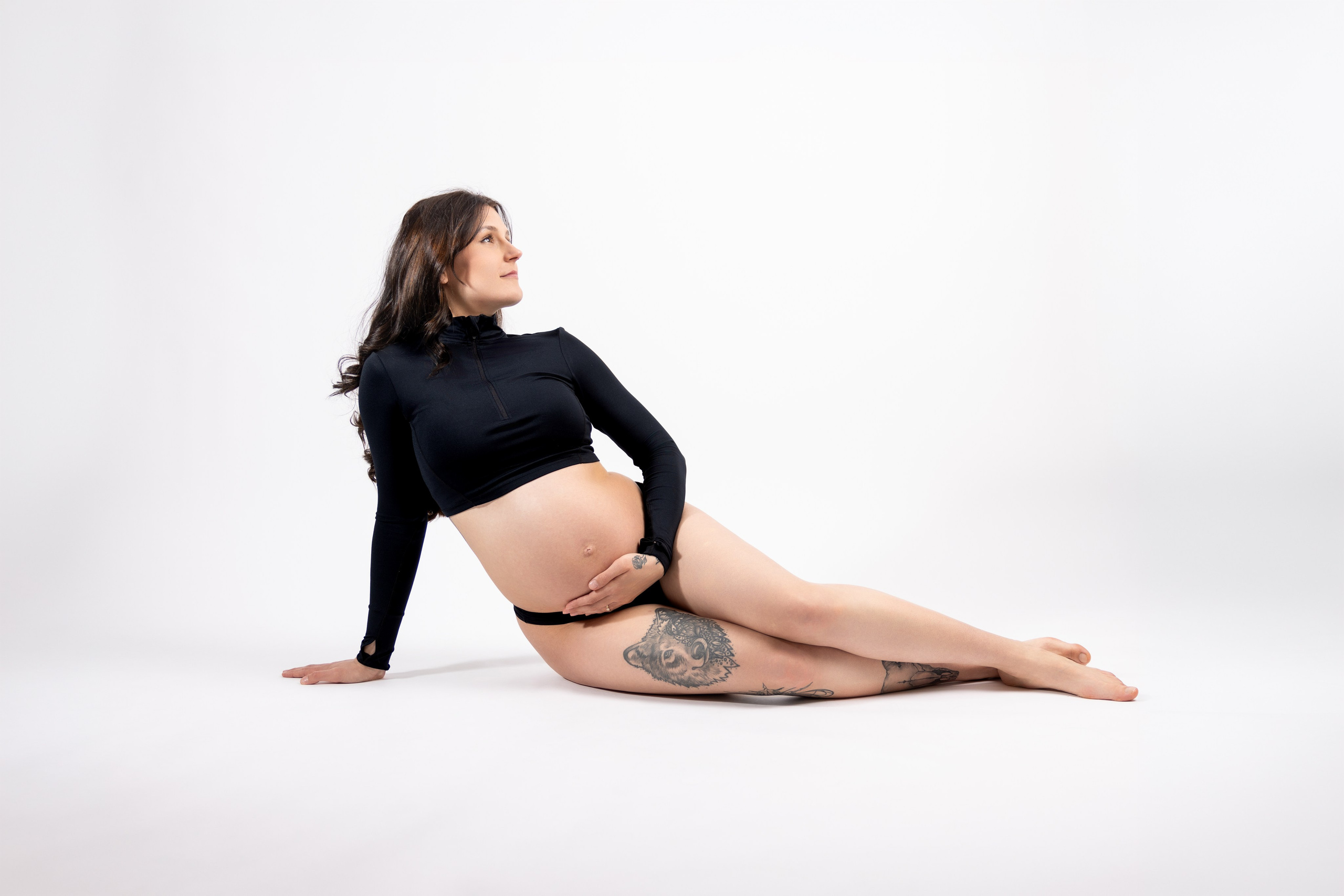 Maternity Photoshoot in Dresden — Studio & Outdoor. Family & Maternity Photographer in Dresden Tatiana Mudryak