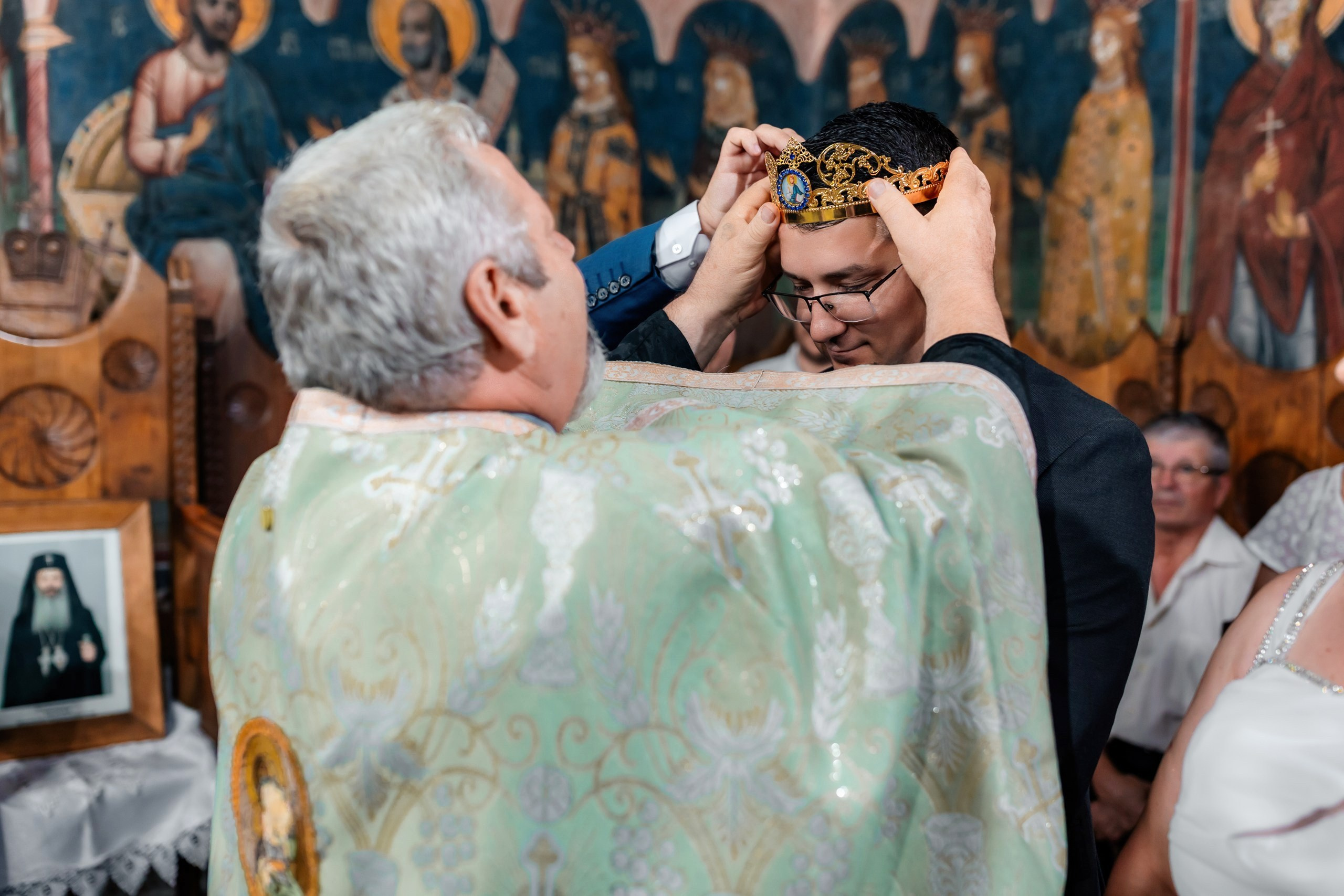 • fotograf cununie religioasă Dorohoi Alexandru și Otilia în biserică • fotograf cununie religioasă Dorohoi moment emoționant schimb de priviri • fotograf cununie religioasă Dorohoi mirii în timpul slujbei • fotograf cununie religioasă Dorohoi cadre naturale din biserică • fotograf cununie religioasă Dorohoi binecuvântarea mirilor • fotograf stare civilă Botoșani Alexandru și Otilia spun DA • fotograf stare civilă Botoșani moment semnare acte oficiale • fotograf stare civilă Botoșani emoții la ieșirea din primărie • fotograf stare civilă Botoșani cadre cu mirii și invitații • fotograf stare civilă Botoșani fotografii naturale și autentice • fotograf nuntă Botoșani ședință foto Alexandru și Otilia • fotograf nuntă Dorohoi cadre romantice ședință foto miri • fotograf nuntă Botoșani portrete elegante miri • fotograf nuntă Dorohoi cadre naturale în lumină caldă • fotograf nuntă Botoșani ședință foto în aer liber • fotograf nuntă Botoșani petrecere dans și distracție • fotograf nuntă Dorohoi momente spontane la petrecere • fotograf nuntă Botoșani invitați pe ringul de dans • fotograf nuntă Dorohoi cadre dinamice de la petrecere • fotograf nuntă Botoșani atmosferă vibrantă și emoții reale • Alin Chirilă fotograf surprinde emoțiile mirilor Alexandru și Otilia • Alin Chirilă fotograf cadre naturale și autentice de nuntă • Alin Chirilă fotograf poveste de dragoste spusă prin imagini • Alin Chirilă fotograf momente reale și emoții sincere • Alin Chirilă fotograf portrete elegante de miri • AlinoFotoStudio fotografie de nuntă Alexandru și Otilia • AlinoFotoStudio cadre artistice cununie religioasă • AlinoFotoStudio ședință foto miri în lumină naturală • AlinoFotoStudio fotografie autentică de nuntă în România • AlinoFotoStudio momente speciale surprinse cu emoție • povestitor prin fotografie surprinde iubirea dintre Alexandru și Otilia • povestitor prin fotografie cadre naturale și emoții reale • povestitor prin fotografie zi de nuntă spusă în imagini • povestitor prin fotografie momente autentice și pline de viață • povestitor prin fotografie amintiri transformate în artă Alin Chirilă fotograf – povestitor prin fotografie la nunta Alexandru și Otilia • AlinoFotoStudio fotograf nuntă – emoții reale surprinse natural • fotograf nuntă Botoșani • fotograf nuntă Dorohoi • fotograf cununie religioasă Dorohoi • fotograf stare civilă Botoșani • fotograf botez Botoșani • Alin Chirilă fotograf • AlinoFotoStudio • povestitor prin fotografie