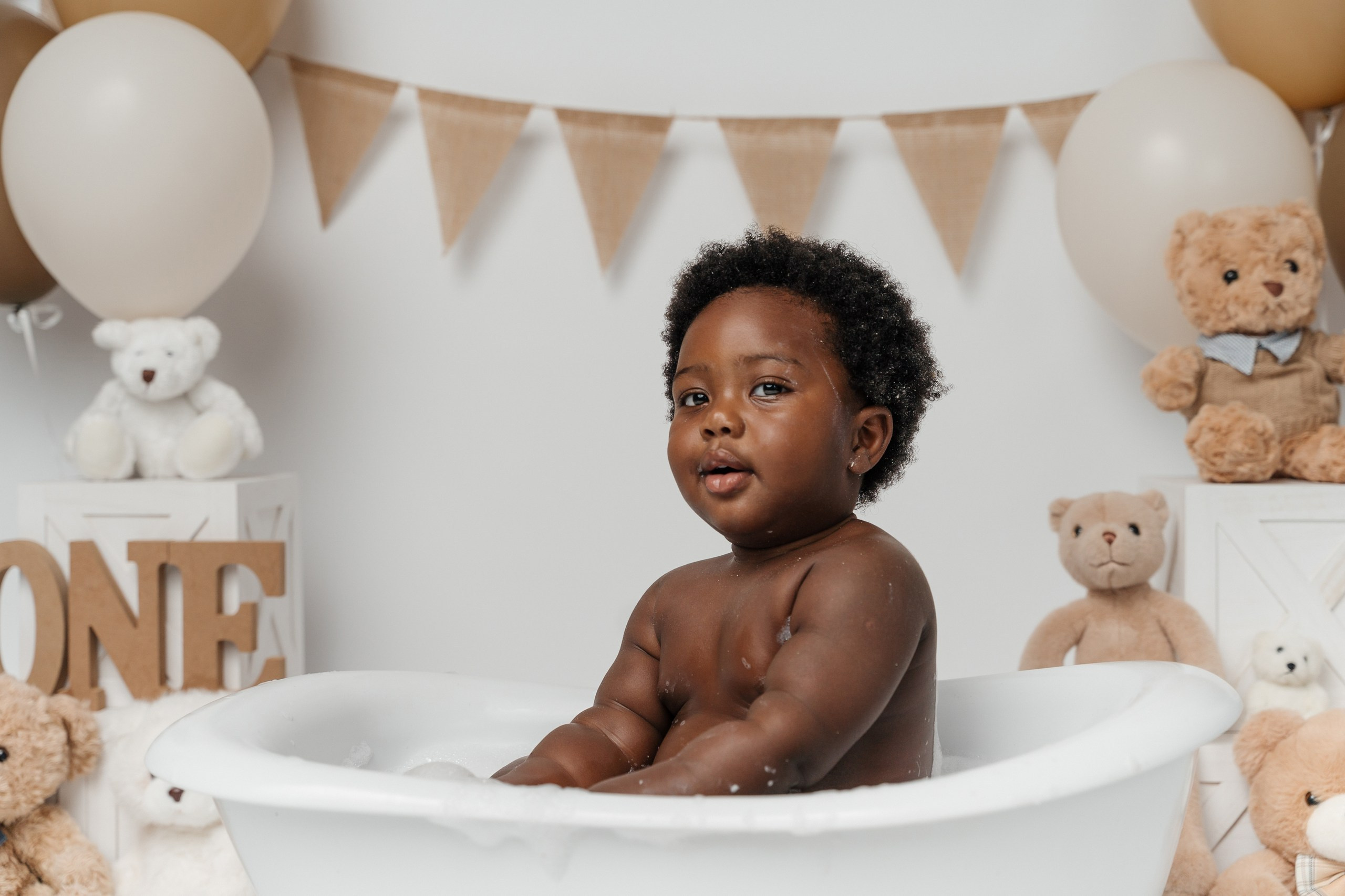 Adorable baby Chukwuma 🥰. Newborn and family photographer. Hills District. Sydney