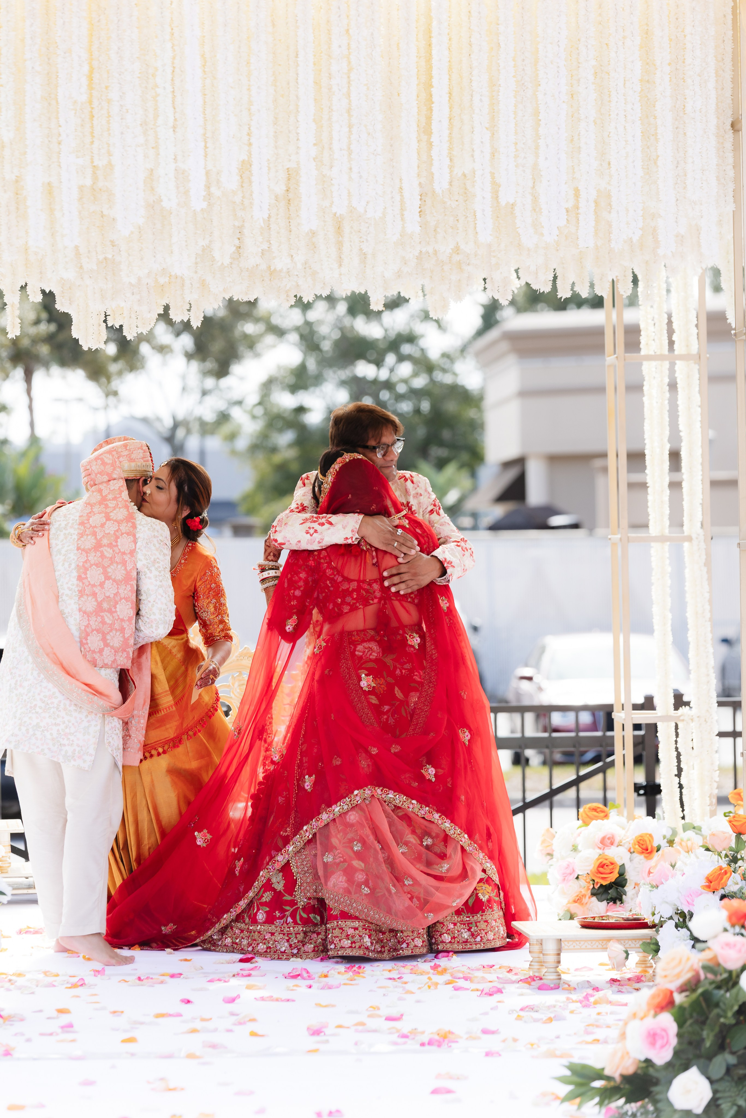 A Sacred Hindu Celebration of Love, Ritual, and Tradition. YES I DO PRODUCTION — Wedding photography&videography