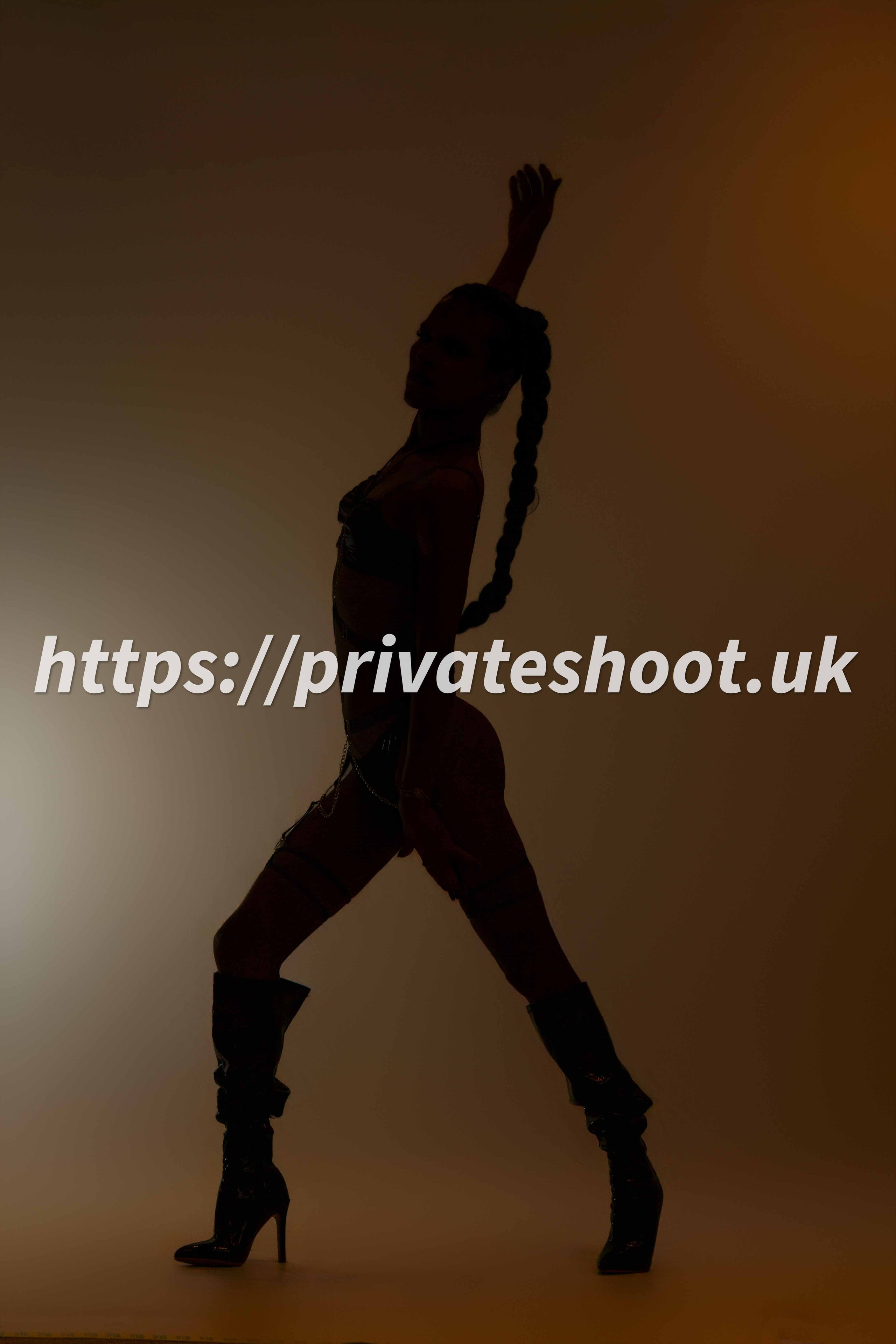Private Studio. Ensaio Sensual em Londres | Private Shoot