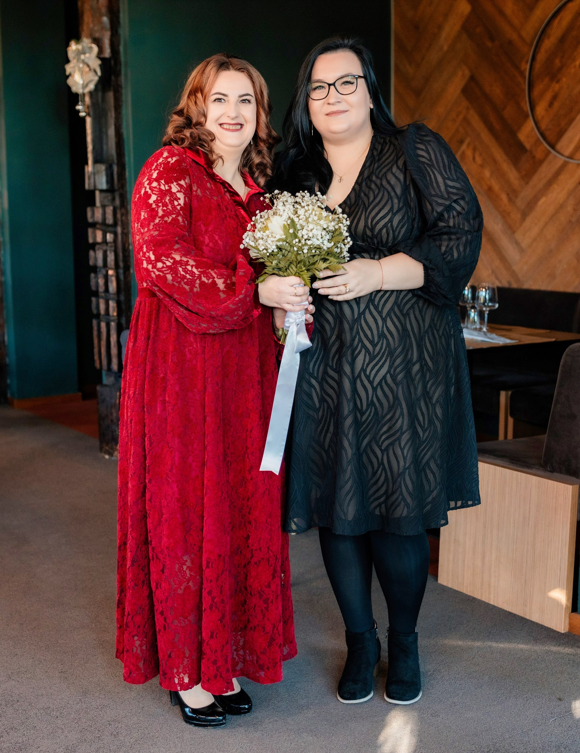 • fotograf cununie religioasă Dorohoi Alexandru și Otilia în biserică • fotograf cununie religioasă Dorohoi moment emoționant schimb de priviri • fotograf cununie religioasă Dorohoi mirii în timpul slujbei • fotograf cununie religioasă Dorohoi cadre naturale din biserică • fotograf cununie religioasă Dorohoi binecuvântarea mirilor • fotograf stare civilă Botoșani Alexandru și Otilia spun DA • fotograf stare civilă Botoșani moment semnare acte oficiale • fotograf stare civilă Botoșani emoții la ieșirea din primărie • fotograf stare civilă Botoșani cadre cu mirii și invitații • fotograf stare civilă Botoșani fotografii naturale și autentice • fotograf nuntă Botoșani ședință foto Alexandru și Otilia • fotograf nuntă Dorohoi cadre romantice ședință foto miri • fotograf nuntă Botoșani portrete elegante miri • fotograf nuntă Dorohoi cadre naturale în lumină caldă • fotograf nuntă Botoșani ședință foto în aer liber • fotograf nuntă Botoșani petrecere dans și distracție • fotograf nuntă Dorohoi momente spontane la petrecere • fotograf nuntă Botoșani invitați pe ringul de dans • fotograf nuntă Dorohoi cadre dinamice de la petrecere • fotograf nuntă Botoșani atmosferă vibrantă și emoții reale • Alin Chirilă fotograf surprinde emoțiile mirilor Alexandru și Otilia • Alin Chirilă fotograf cadre naturale și autentice de nuntă • Alin Chirilă fotograf poveste de dragoste spusă prin imagini • Alin Chirilă fotograf momente reale și emoții sincere • Alin Chirilă fotograf portrete elegante de miri • AlinoFotoStudio fotografie de nuntă Alexandru și Otilia • AlinoFotoStudio cadre artistice cununie religioasă • AlinoFotoStudio ședință foto miri în lumină naturală • AlinoFotoStudio fotografie autentică de nuntă în România • AlinoFotoStudio momente speciale surprinse cu emoție • povestitor prin fotografie surprinde iubirea dintre Alexandru și Otilia • povestitor prin fotografie cadre naturale și emoții reale • povestitor prin fotografie zi de nuntă spusă în imagini • povestitor prin fotografie momente autentice și pline de viață • povestitor prin fotografie amintiri transformate în artă Alin Chirilă fotograf – povestitor prin fotografie la nunta Alexandru și Otilia • AlinoFotoStudio fotograf nuntă – emoții reale surprinse natural • fotograf nuntă Botoșani • fotograf nuntă Dorohoi • fotograf cununie religioasă Dorohoi • fotograf stare civilă Botoșani • fotograf botez Botoșani • Alin Chirilă fotograf • AlinoFotoStudio • povestitor prin fotografie