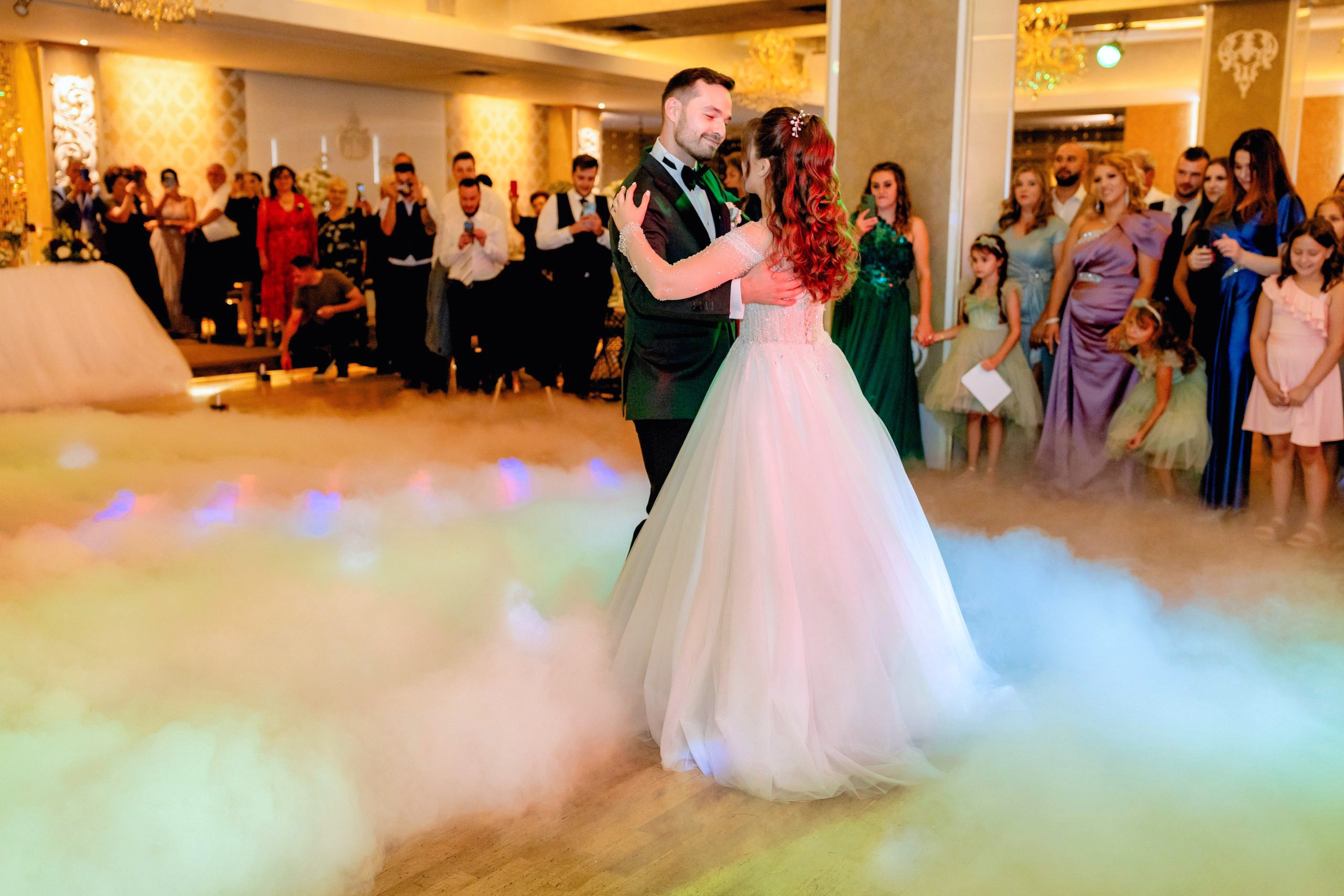 - nunta--fotograf-profesionist-botosani - fotografie-nunta-romantica - imagini-nunta-in-natura-alin-chirila-fotograf - fotografii-cuplu-indragostit-nunta-botosani - sedinta-foto-miri-andrei-iustina-alinofotostudio - amintiri-din-nunta-realizate-de-fotograf-profesionist - povestea-nuntii-andrei-si-iustina-in-imagini-alinofotostudio-fotograf evenimente- evenimente Botoșani -fotograf Suceava - fotograf Iași- servicii foto. servicii foto Botoșani. servicii foto video Botoșani. fotograf nunta. fotograf evenimente. fotograf nunta Botoșani. Alin chirila. Alin chirila fotograf. Alinofotostudio.- servicii foto. servicii foto Botoșani. servicii foto video Botoșani. fotograf nunta. fotograf evenimente. fotograf nunta Botoșani. Alin chirila. Alin chirila fotograf. Alinofotostudio.fotograf stare civilă,poze stare civilă,album foto stare civilă,servicii foto suceava,fotograf evenimente suceava,fotograf nuntă suceava,poze cununie civilă,ședință foto stare civilă,sesiune foto suceava,fotograf profesionist suceava,fotograf botosani,stare civila botosani,alinofotostudio,alin chirila fotograf.servicii foto. servicii foto Botoșani. servicii foto video Botoșani. fotograf nunta. fotograf evenimente. fotograf nunta Botoșani. Alin chirila. Alin chirila fotograf. Alinofotostudio.fotograf stare civilă,poze stare civilă,album foto stare civilă,servicii foto suceava,fotograf evenimente suceava,fotograf nuntă suceava,poze cununie civilă,ședință foto stare civilă,sesiune foto suceava,fotograf profesionist suceava,fotograf botosani,stare civila povestitor prin fotografiebotosani,alinofotostudio,alin chirila fotograf,servicii foto. servicii foto Botoșani. servicii foto video Botoșani. fotograf nunta. fotograf evenimente. fotograf nunta Botoșani. Alin chirila. Alin chirila fotograf. Alinofotostudio.fotograf stare civilă,poze stare civilă,album foto stare civilă,servicii foto suceava,fotograf evenimente suceava,fotograf nuntă suceava,poze cununie civilă,ședință foto stare civilă,sesiune foto suceava,fotograf profesionist suceava,fotograf botosani,stare civila botosani,alinofotostudio,alin chirila fotograf,cununie religioasă botoșani,andreea și neculai,capela militară botoșani,foto conacul zăicești,fotograf nuntă botoșani,fotograf cununie religioasă,foto evenimente botoșani,poze cununie capela militară,ședință foto zăicești,fotograf profesionist botoșaniMire și mireasă – Sergiu & Liliana – ziua nunții, 2024 - Emoții în ziua nunții – Sergiu și Liliana - Dansul mirilor – fotografie artistică nuntă 2024 - Sedinta foto romantică în natură – Sergiu & Liliana - Rochia de mireasă și detalii de nuntă elegan-Album de cununie civilă Florin și Anda – Fotografii profesionale realizate de Alin Chirilă în Botoșani -fotograf prin fotografie-Ședință foto Trash the Dress pe muntele Rarău cu Iulian și Iuliana – fotografie de cuplu, natură montană, emoție autentică surprinsă de Alin Chirilă, povestitor prin fotografie.- "Iulian și Iuliana pe crestele Rarăului – fotografie Trash the Dress în natură" - "Cuplu îmbrățișat la apus pe muntele Rarău – ședință foto după nuntă" - "Rochie de mireasă în vânt pe munte – Trash the Dress Rarău-1. Iulian și Iuliana pe muntele Rarău – ședință foto Trash the Dress în natură, cu peisaj montan spectaculos 2. Cuplu în îmbrățișare pe Rarău – emoție autentică surprinsă după nuntă 3. Rochie de mireasă în bătaia vântului – fotografie artistică Trash the Dress în munți 4. Mire și mireasă privind spre orizont – dragoste și libertate pe muntele Rarău 5. Iuliana zâmbind în rochia de mireasă – portret în natură, Trash the Dress 6. Iulian ținându-și mireasa de mână – ședință foto romantică pe munte 7. Detaliu cu rochia pe stâncă – estetică naturală Trash the Dress Rarău 8. Cuplu în mers pe poteca Rarăului – fotografie simbolică de după nuntă 9. Apus de soare pe Rarău în spatele mirilor – imagine de poveste Trash the Dress 10. Iulian și Iuliana râzând împreună – momente autentice surprinse de Alin Chirilă, povestitor prin fotografie