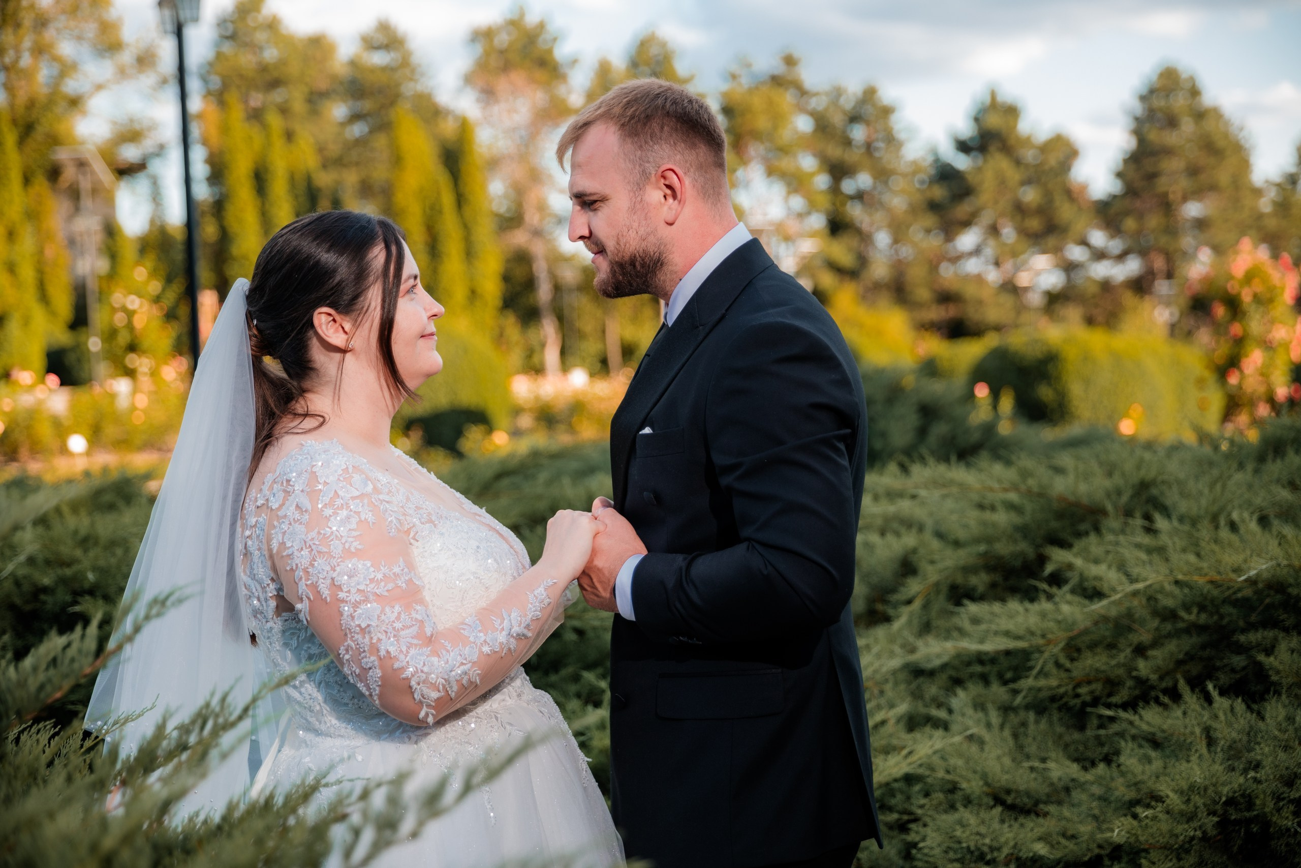 servicii foto. servicii foto Botoșani. servicii foto video Botoșani. fotograf nunta. fotograf evenimente. fotograf nunta Botoșani. Alin chirila. Alin chirila fotograf. Alinofotostudio.- Mire și mireasă – Sergiu & Liliana – ziua nunții, 2024 - Emoții în ziua nunții – Sergiu și Liliana - Dansul mirilor – fotografie artistică nuntă 2024 - Sedinta foto romantică în natură – Sergiu & Liliana - Rochia de mireasă și detalii de nuntă elegante