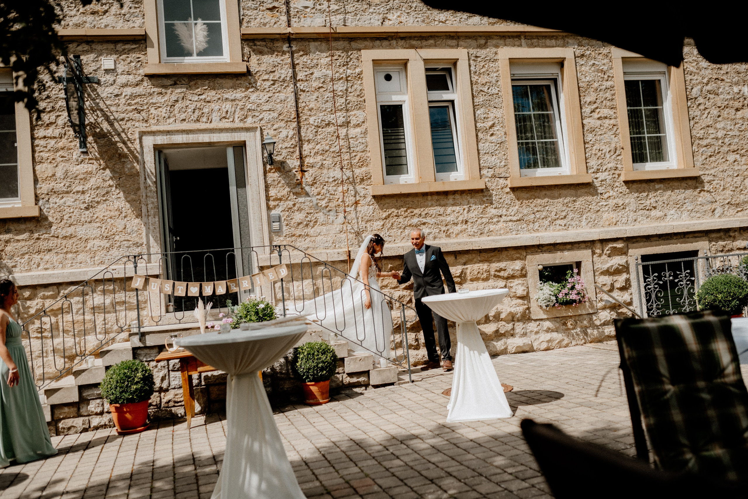 Hochzeit im Landhaus Odaia – Emotionale Hochzeitsfotos | Hochzeitsfotografin Würzburg. Anna Saribekyan – Beste Hochzeitsfotografin in Würzburg, Top 10 in Deutschland
