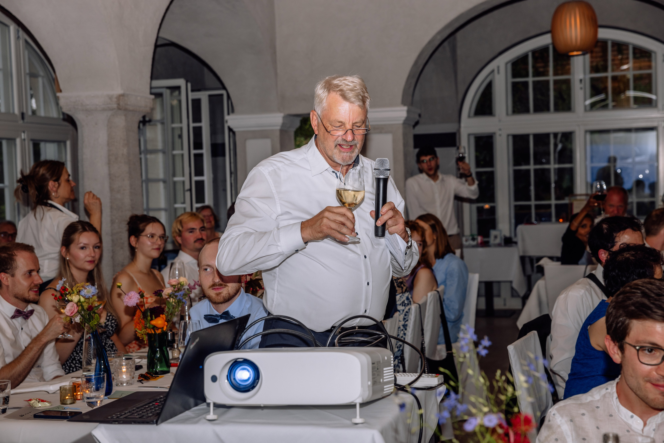 Café im Botanischen Garten. Deutsche - Japanische Hochzeit. Hochzeitsfotograf München Taufe Familienfotograf Tanja Mauke
