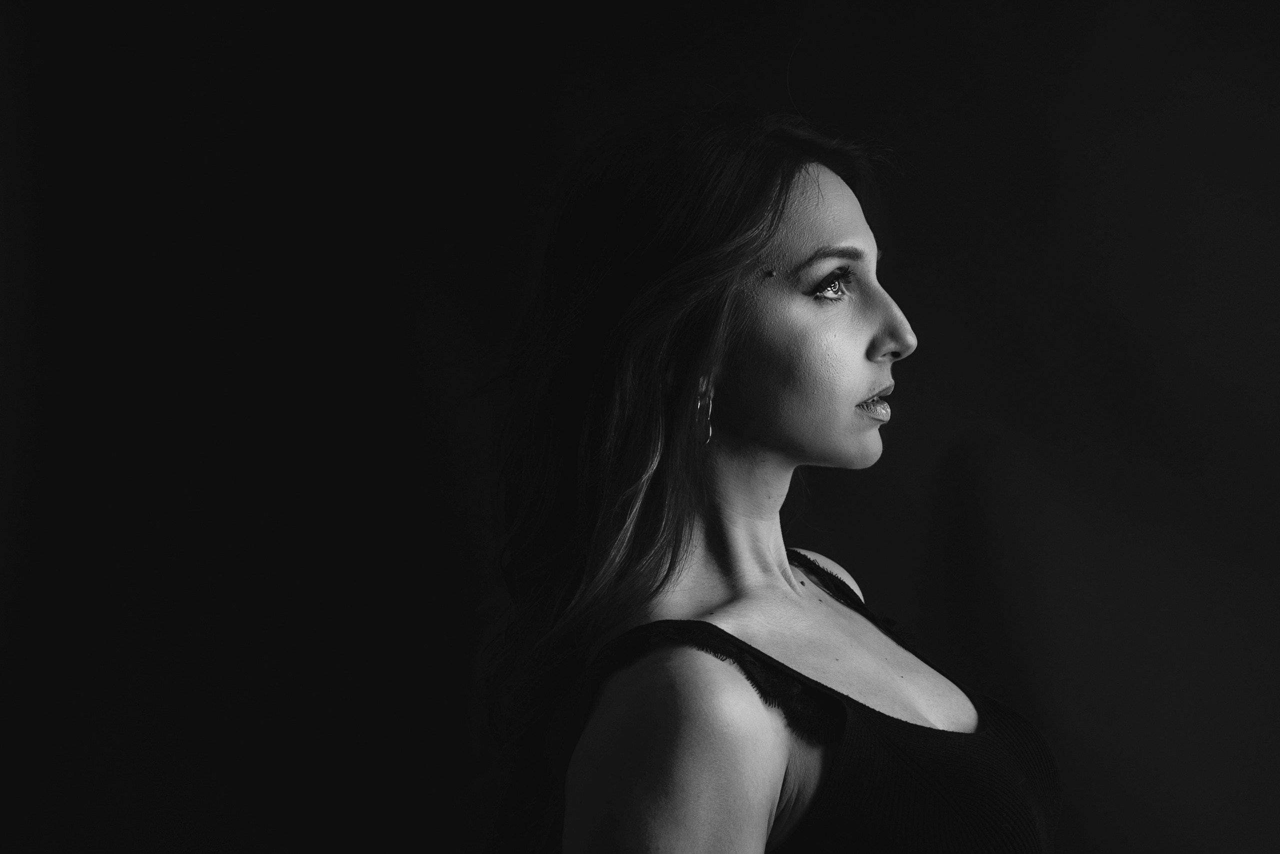 Sessione Fotografica di Ritratto in Studio Milano. Maria Cristina Casati Fotografa di Ritratto Donna e Maternità a Milano — CityLife