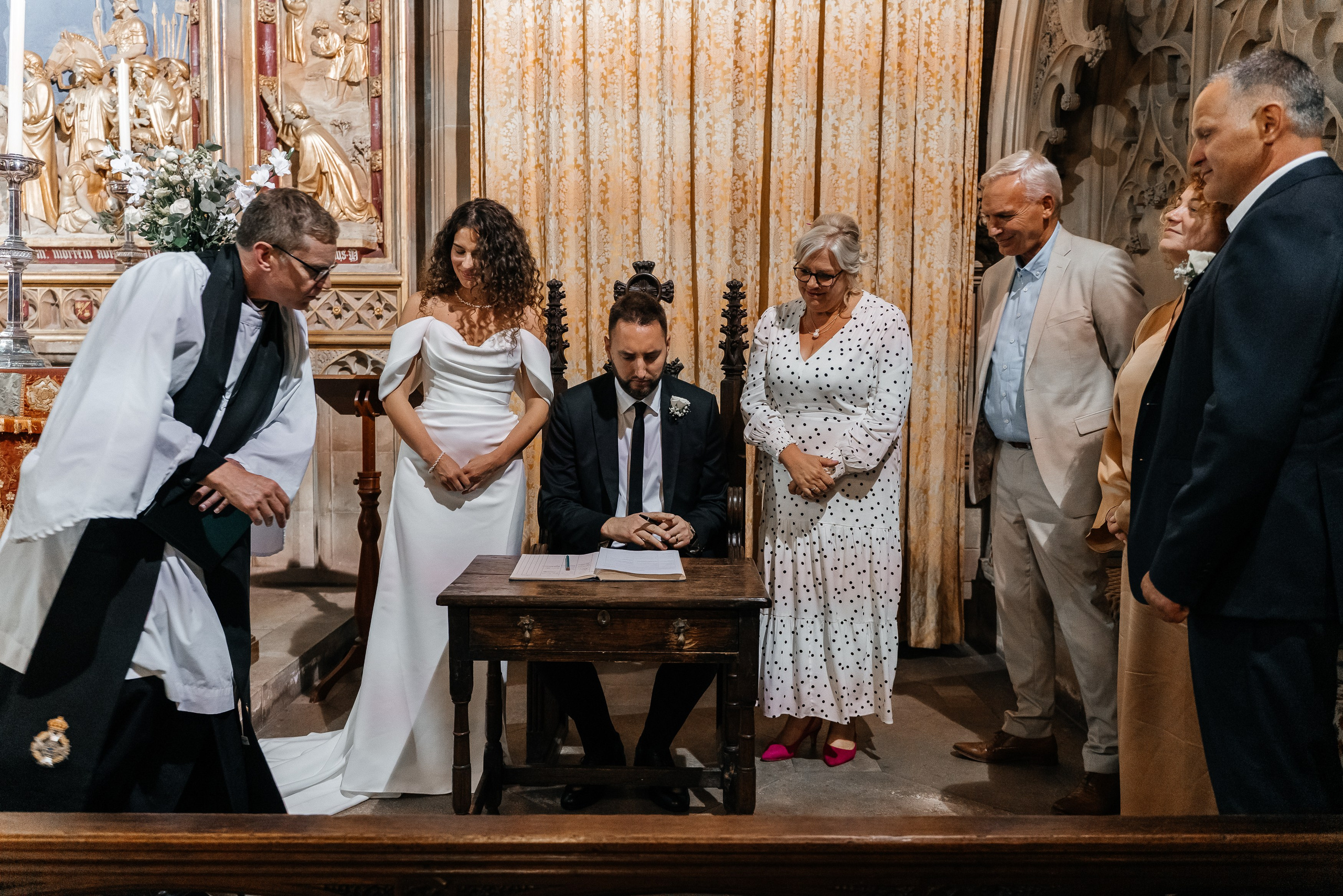 Wedding ceremony at The Lower chapel in Eton, Wedding in Eton, wedding photographer in Eton, wedding photographer in Eton
